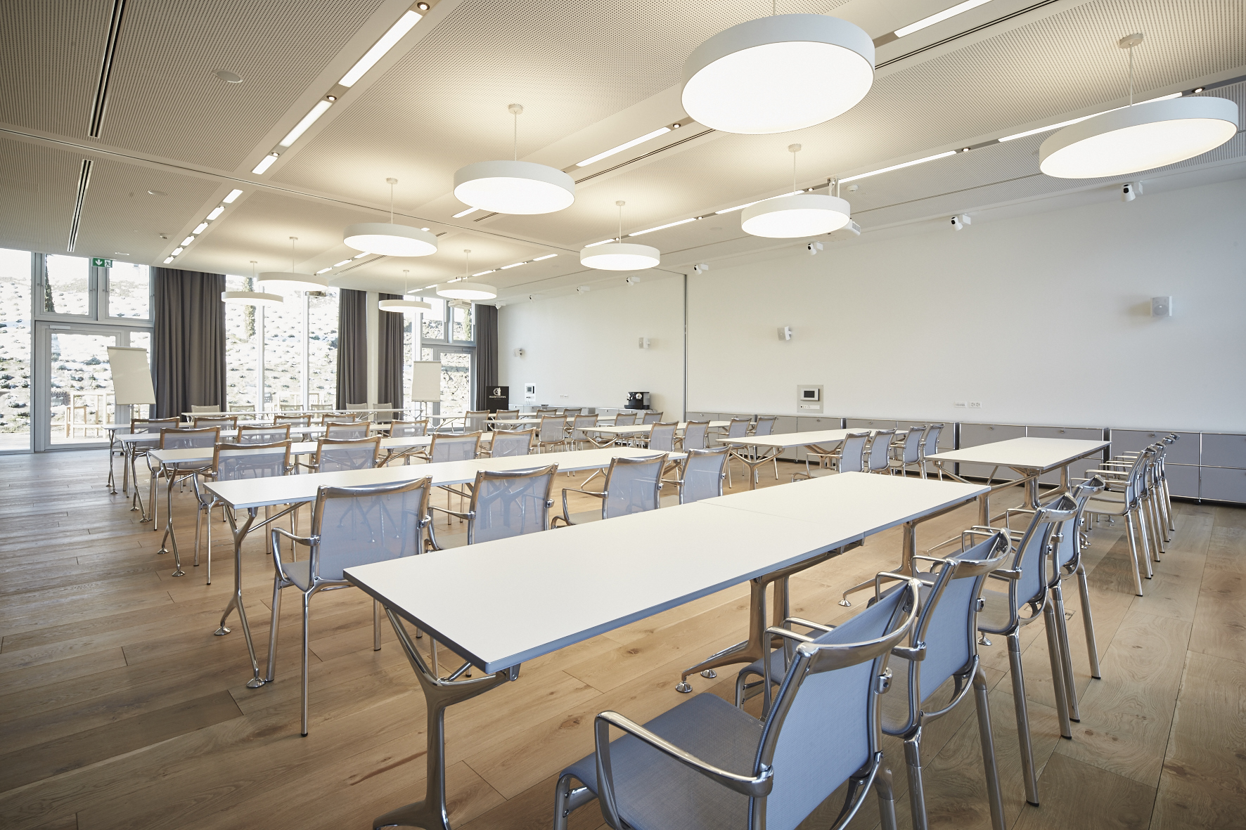 Modern Times Hotel – Bild