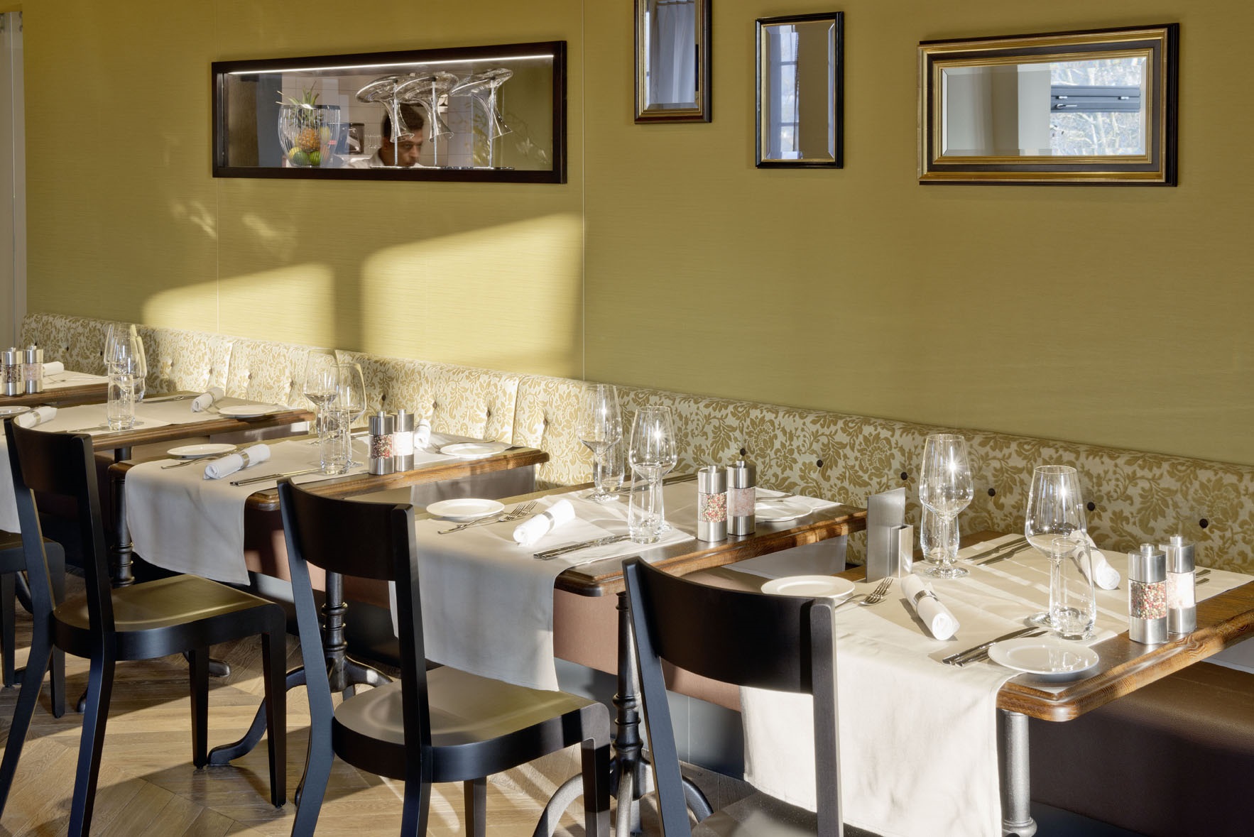 Hotel Kettenbrücke – image