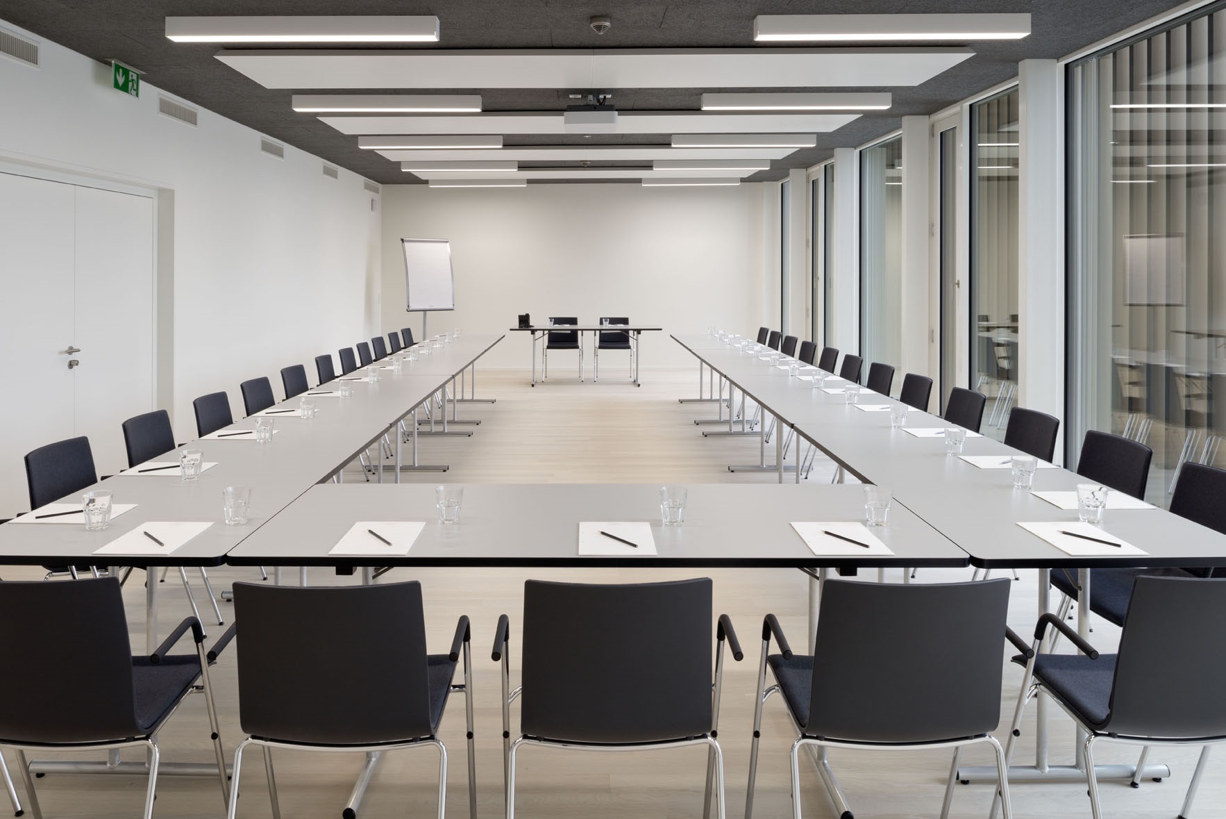 Hotel Kettenbrücke – image