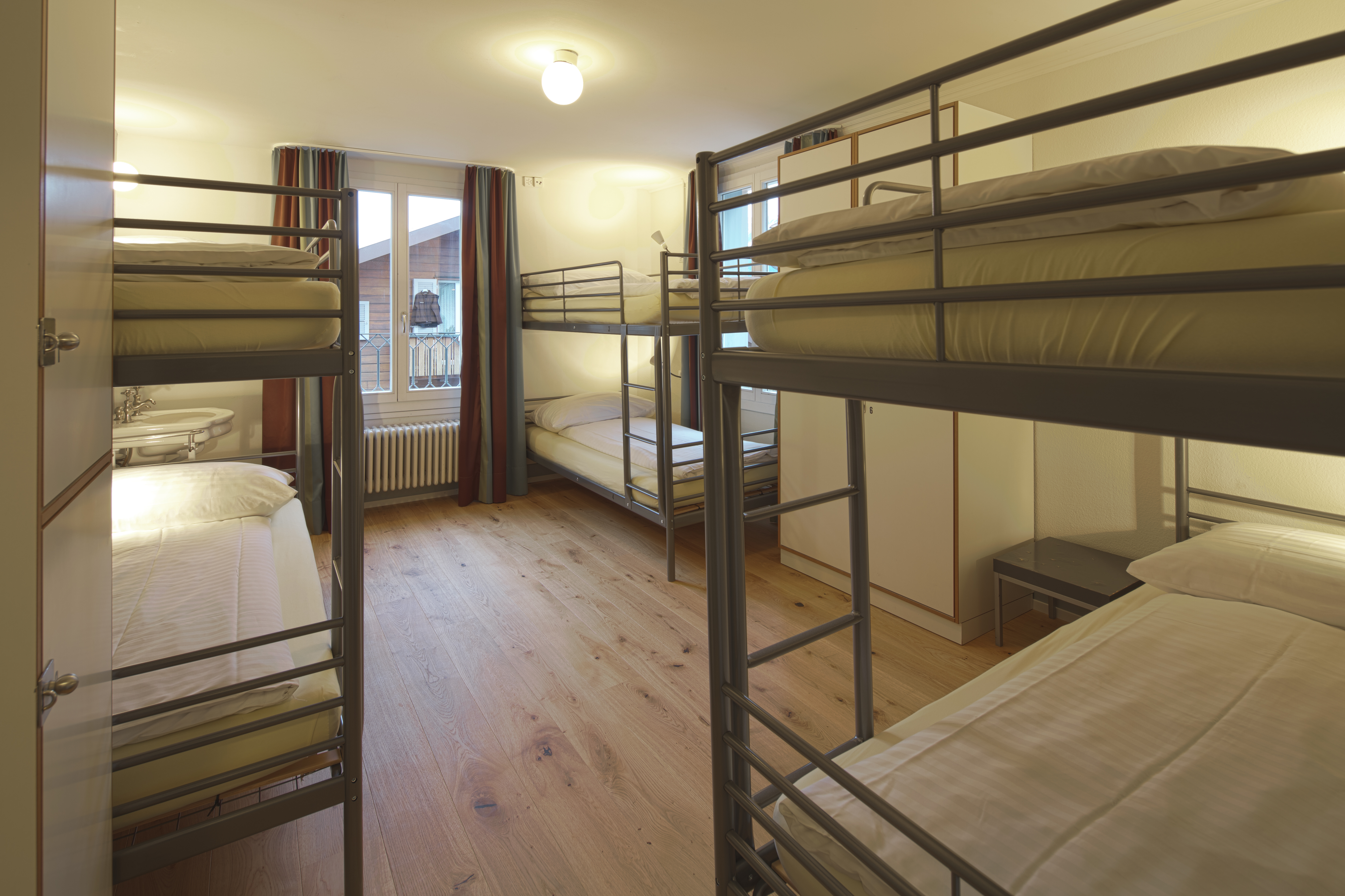 6-Bett Dormitory 6-Bett Dormitory