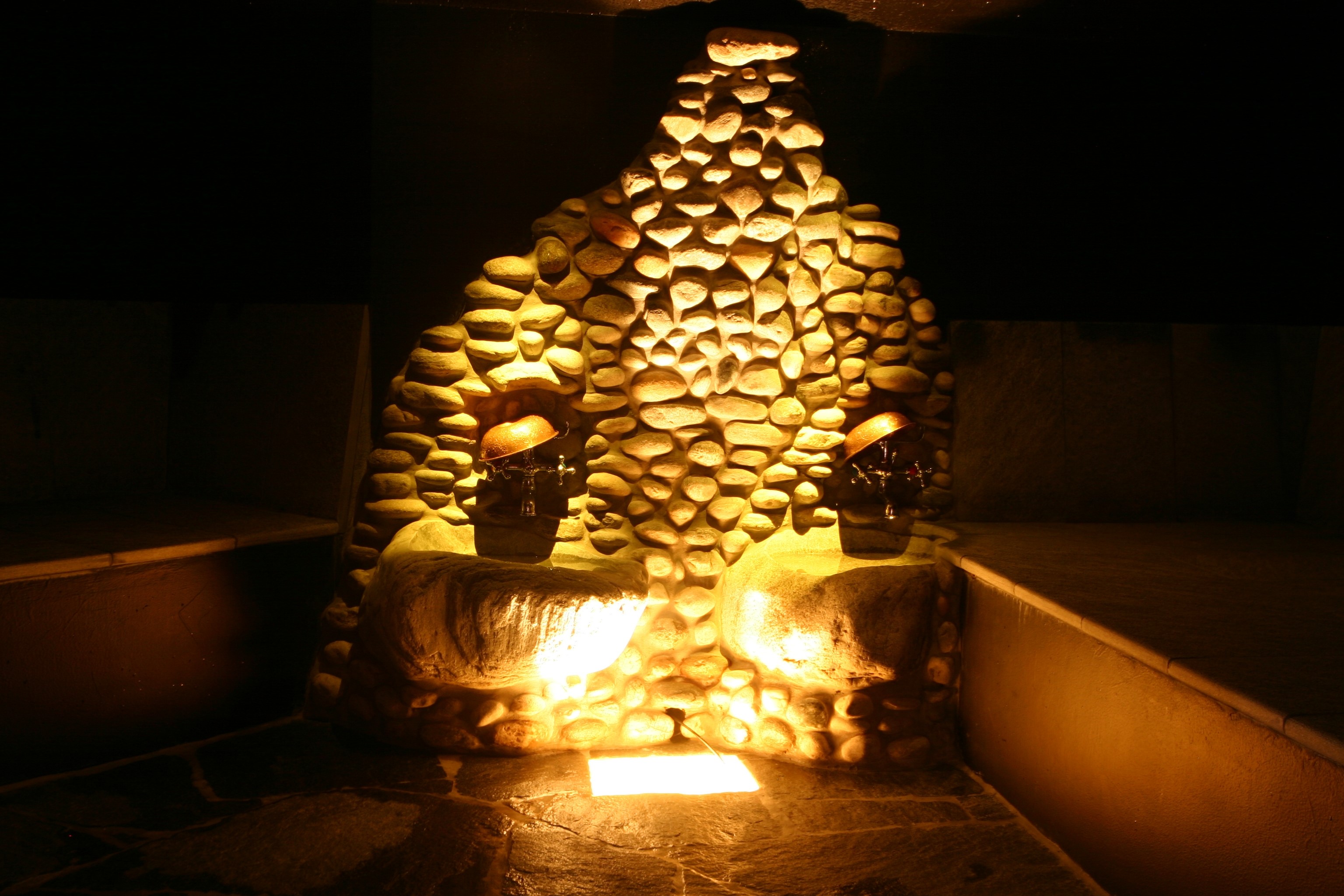 Sassi Caldi della Maggia Sassi Caldi della Maggia