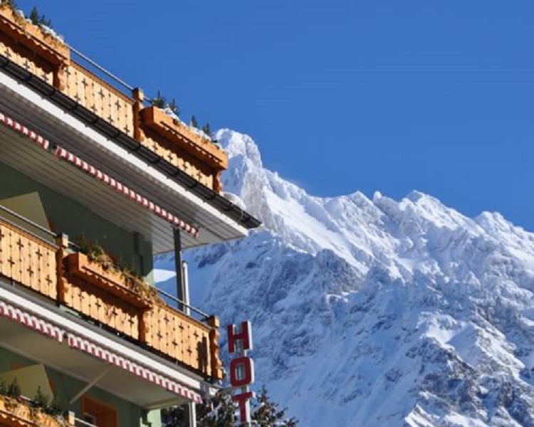 Balkon mit Wetterhorn Balkon mit Wetterhorn