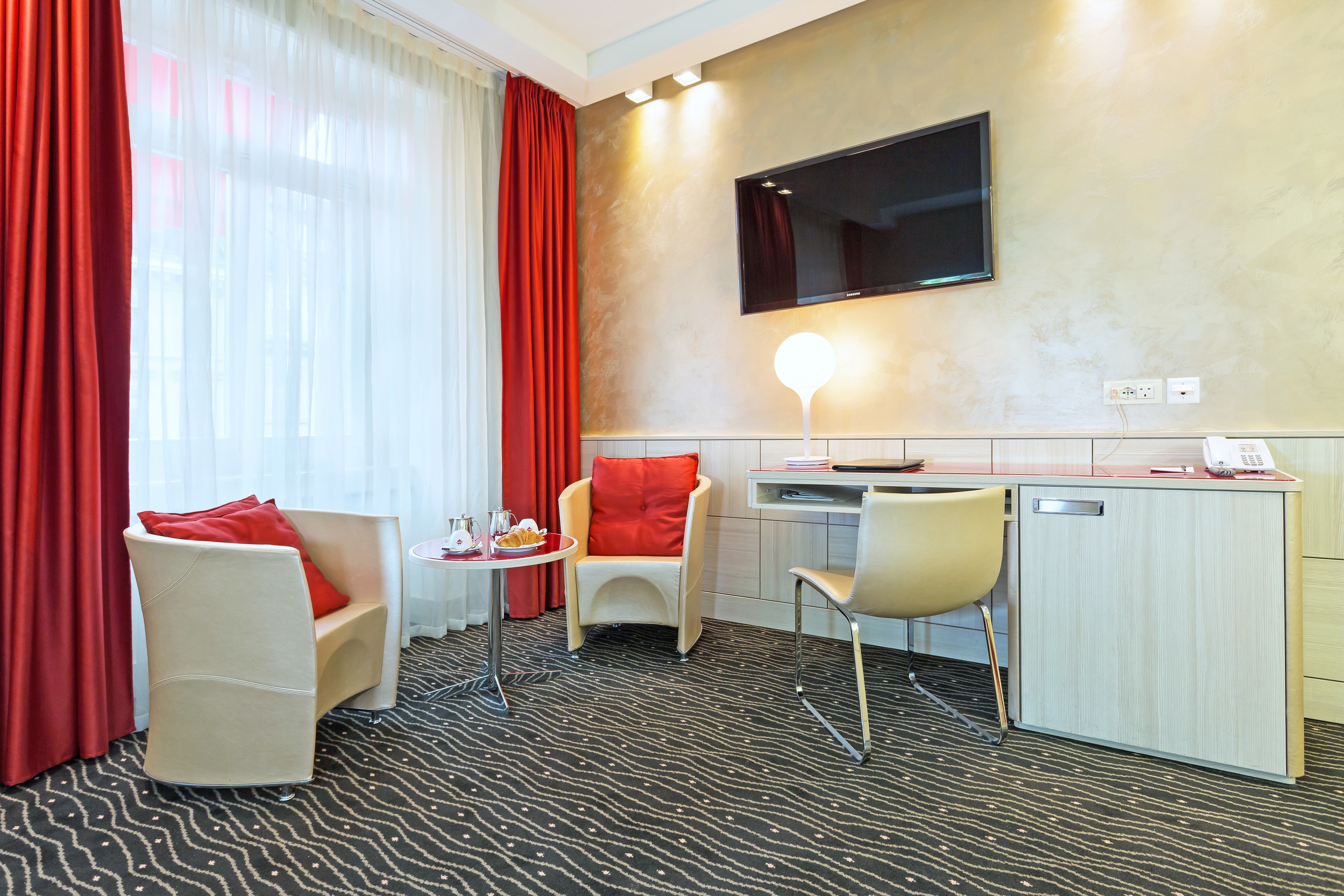 Double Deluxe Double Deluxe