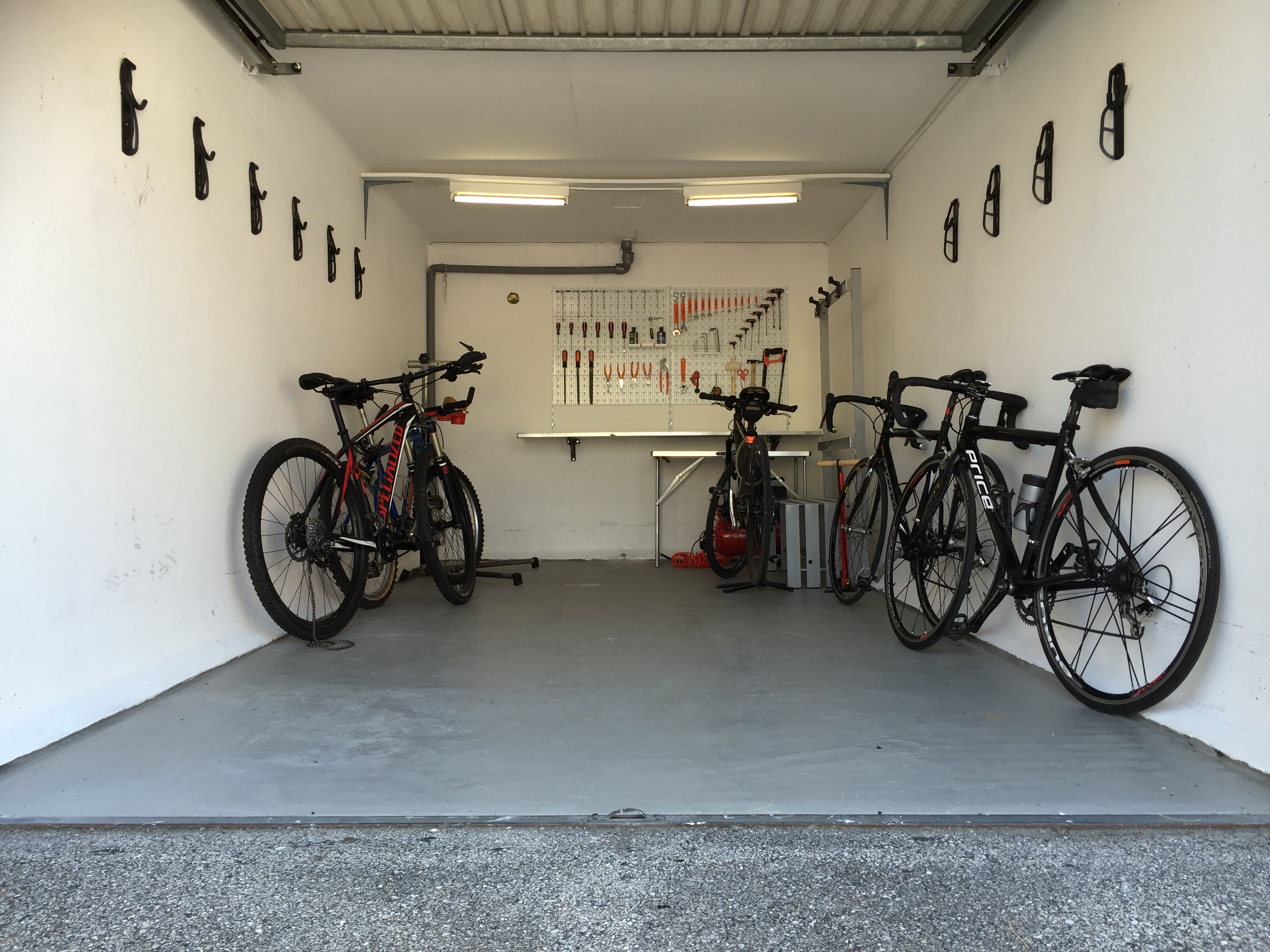 Fahrrad Garage mit Werkstatt Fahrrad Garage mit Werkstatt