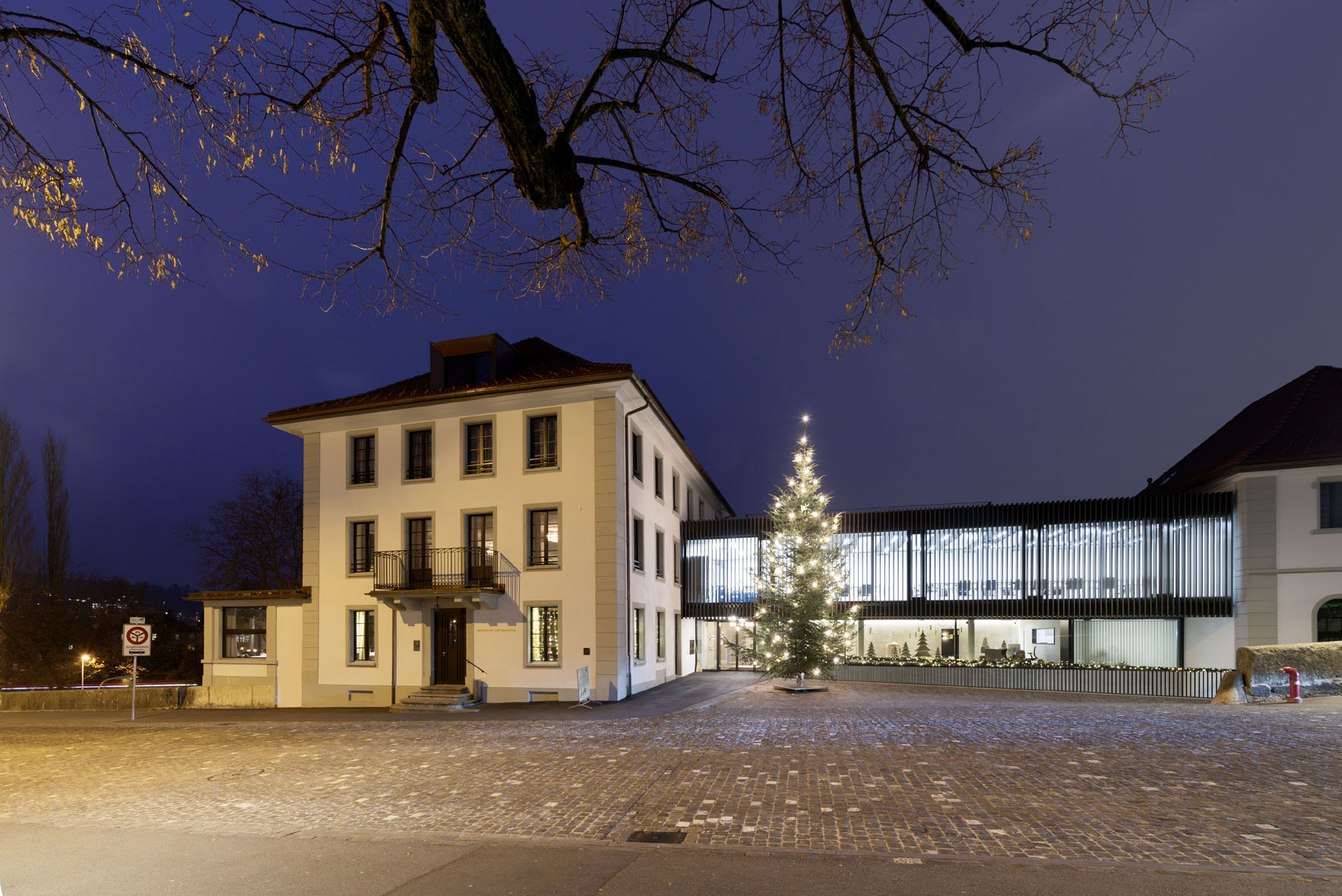 Hotel Kettenbrücke – image