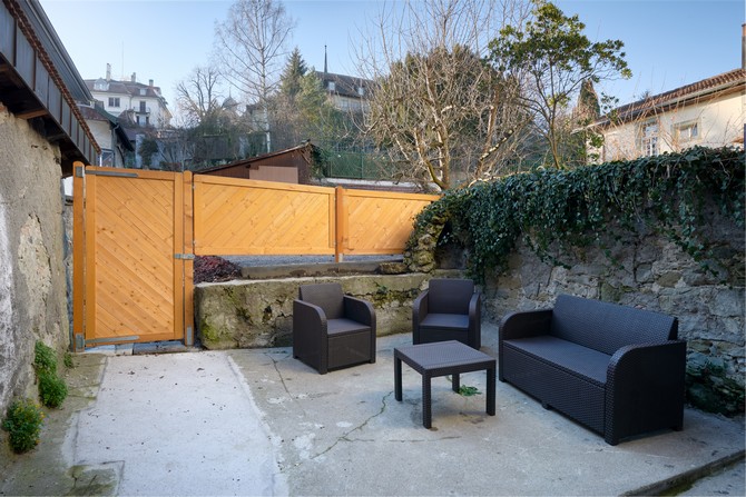 Hine Adon Fribourg City – image