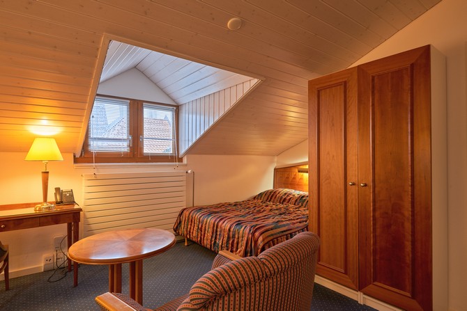 Hine Adon Fribourg City – image