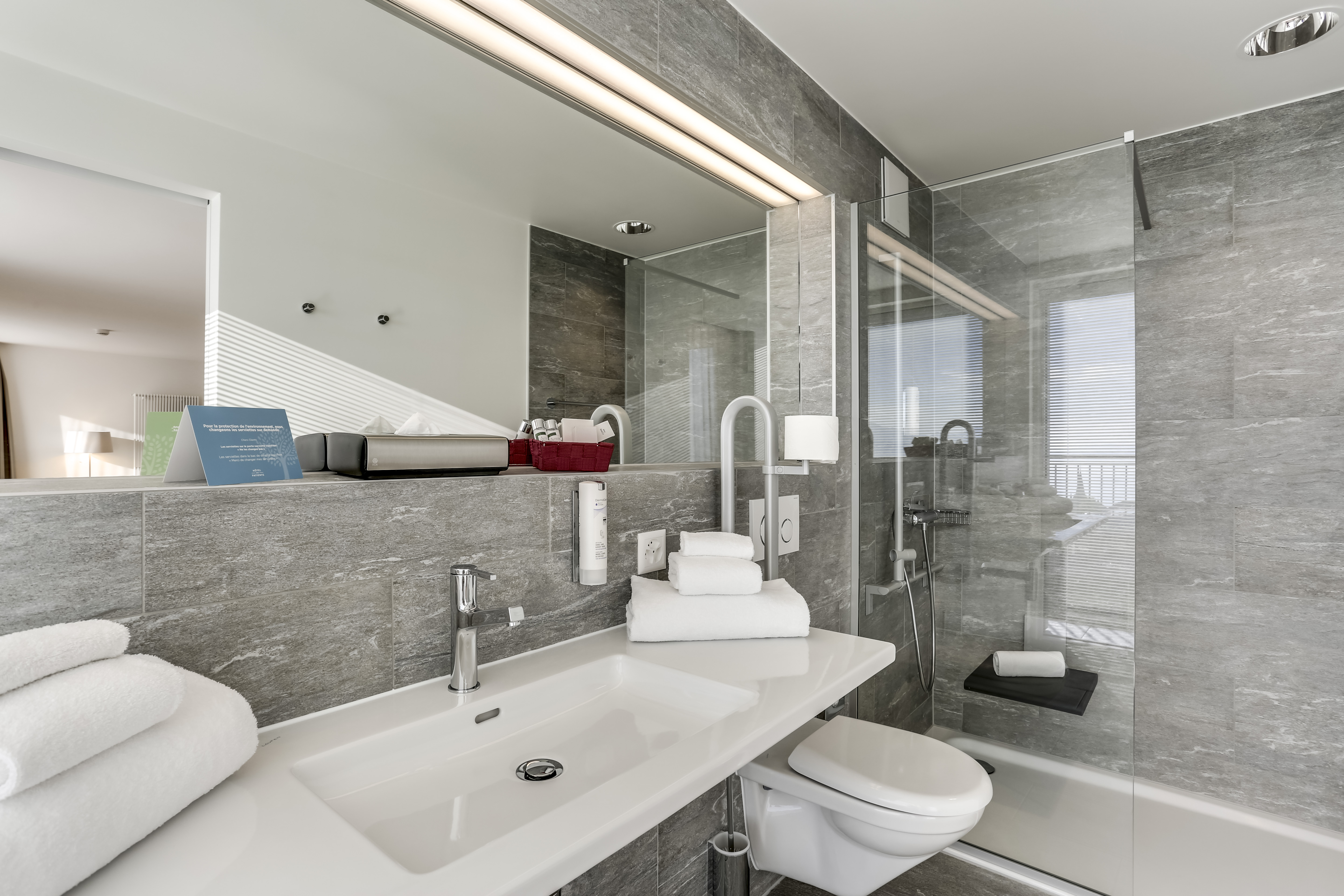 Salle de bain chambre supérieure Salle de bain chambre supérieure