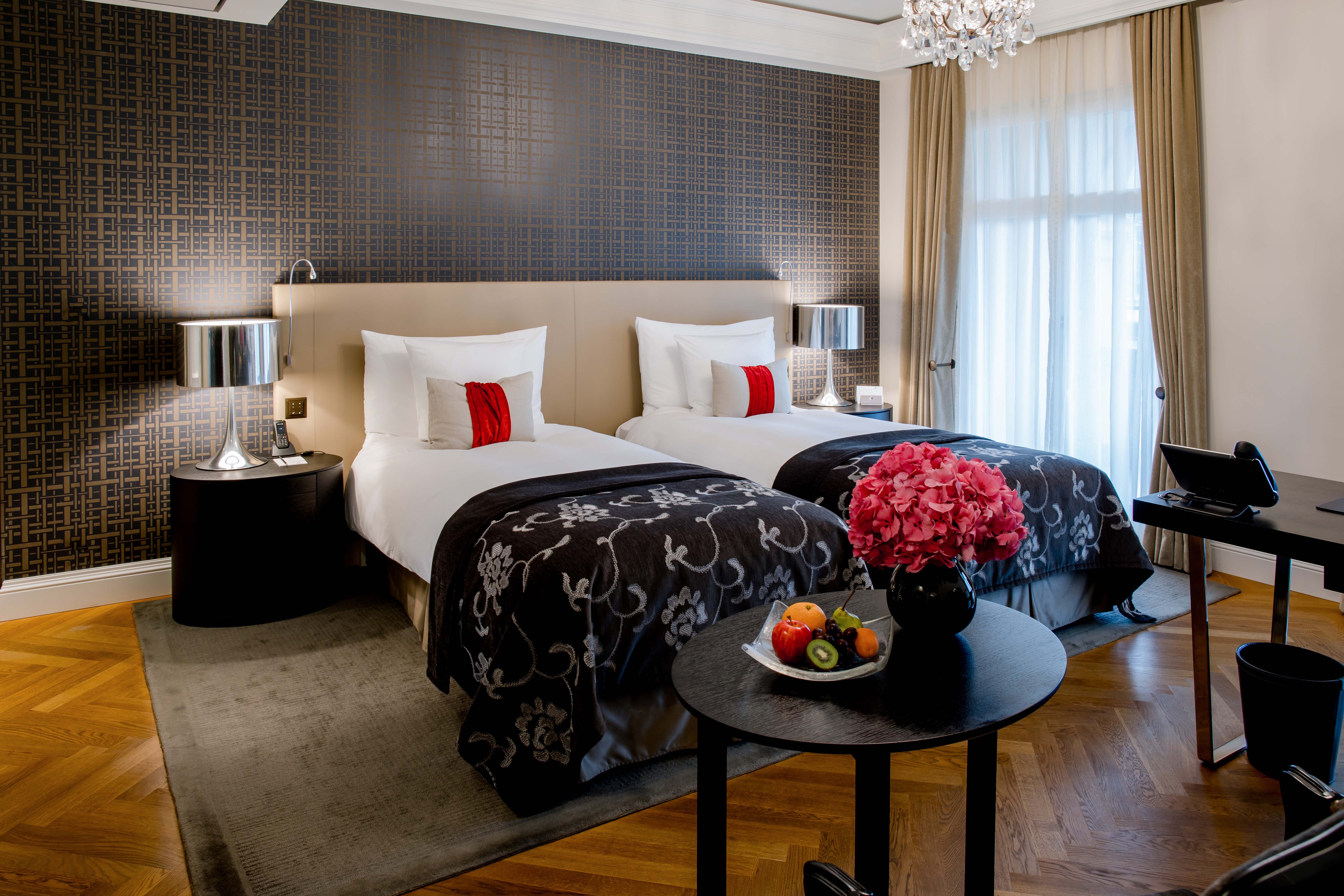 Charming King Room Twin Charming King Room Twin