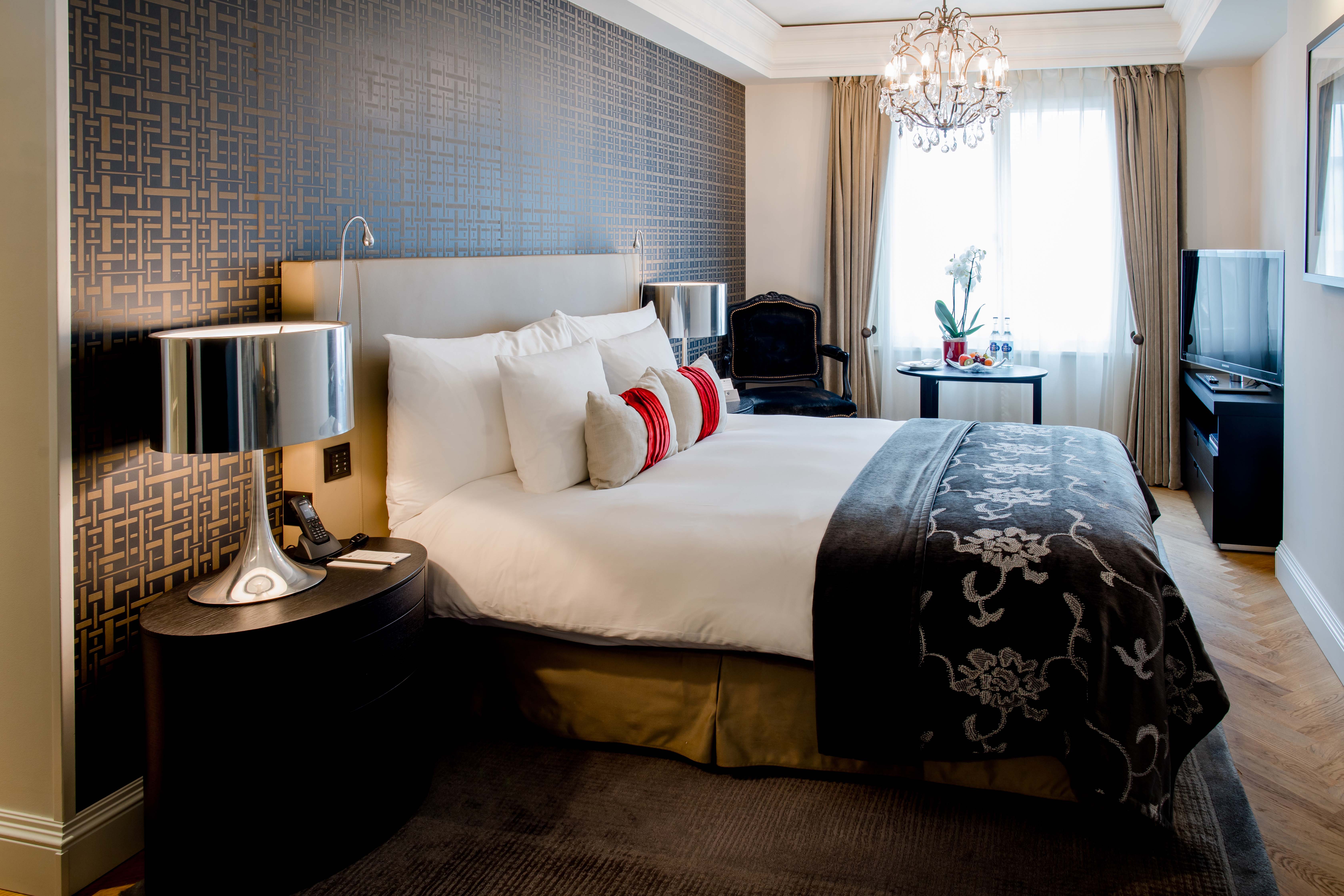 Charming Queen Room Charming Queen Room