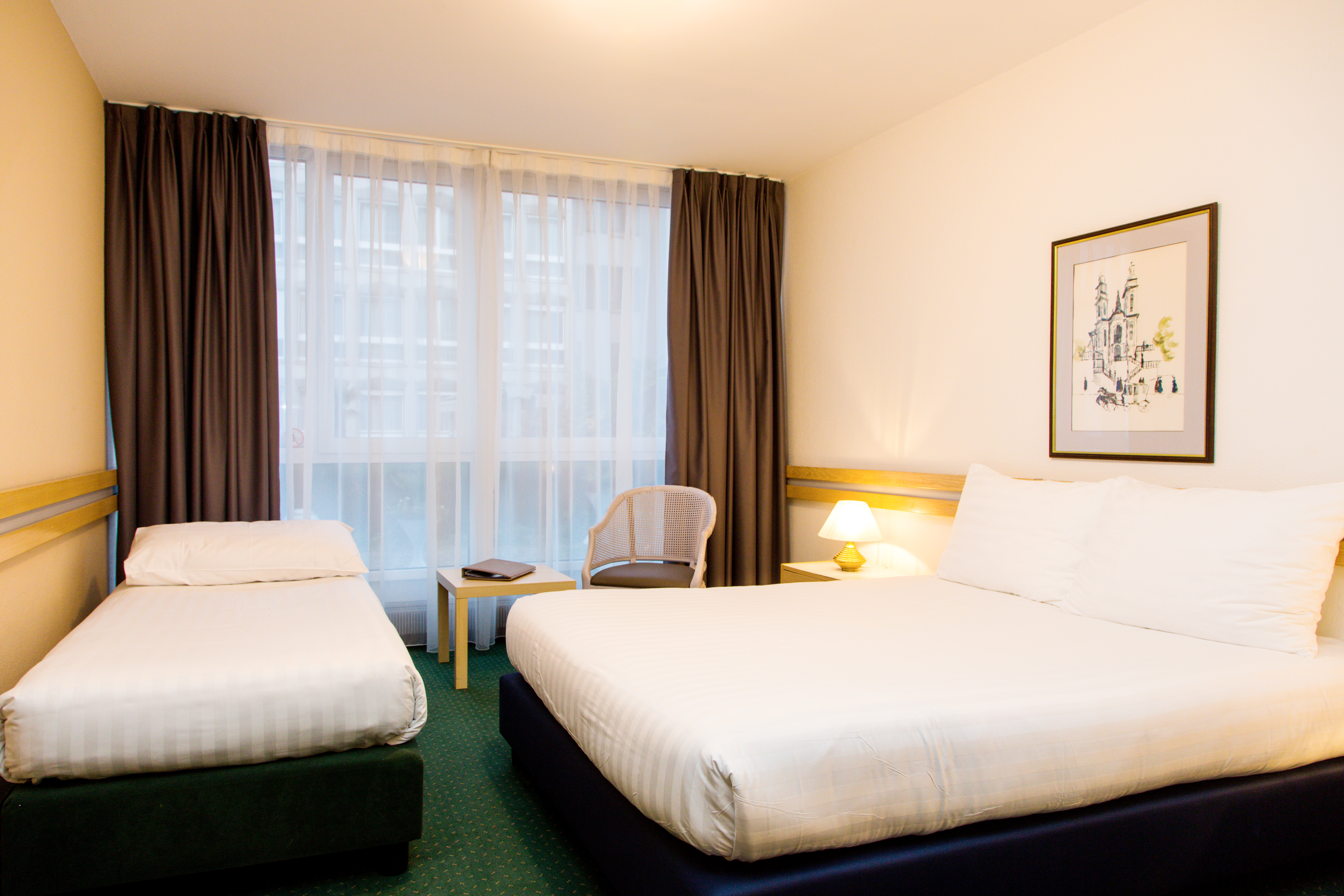 Hotel Drake Longchamp – image