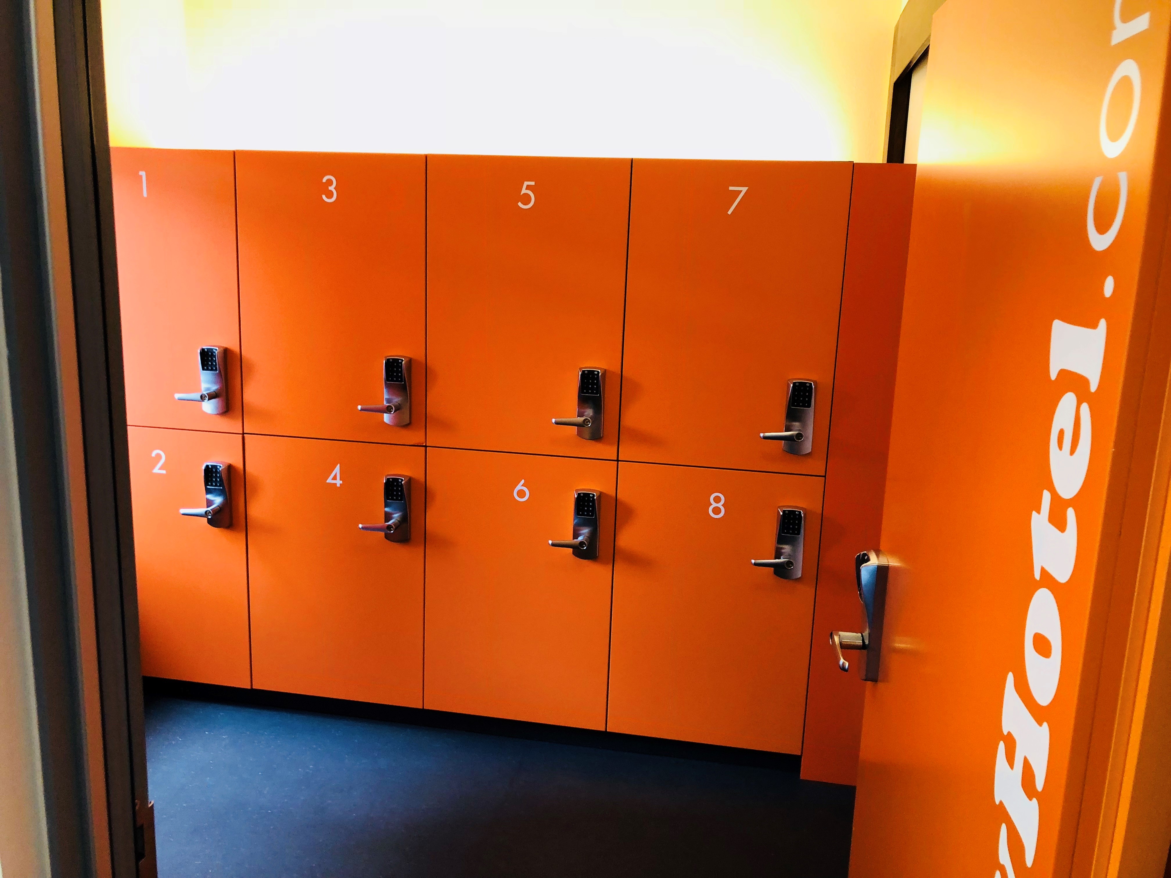 easyHotel Zürich – Bild