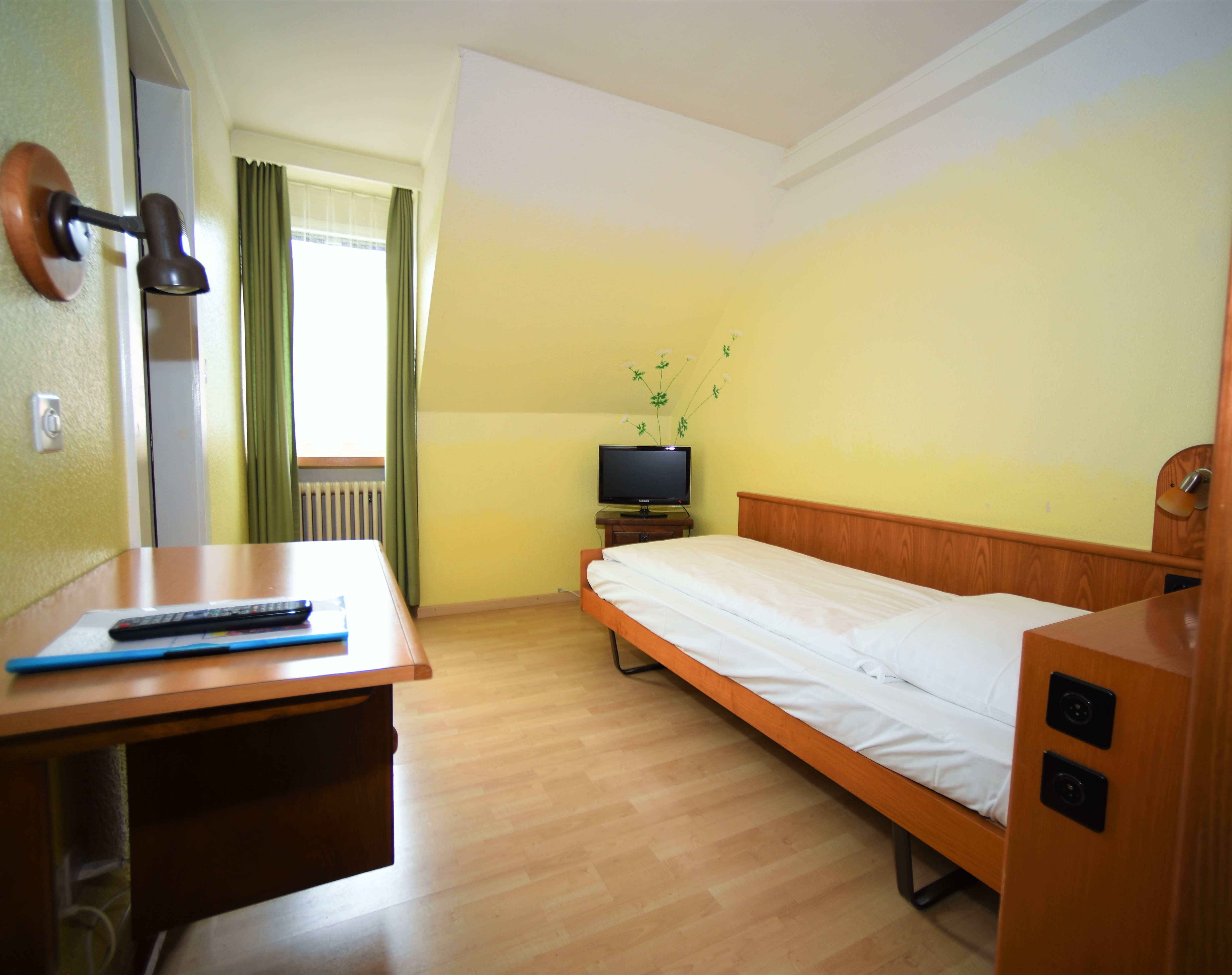 Einzelzimmer Einzelzimmer