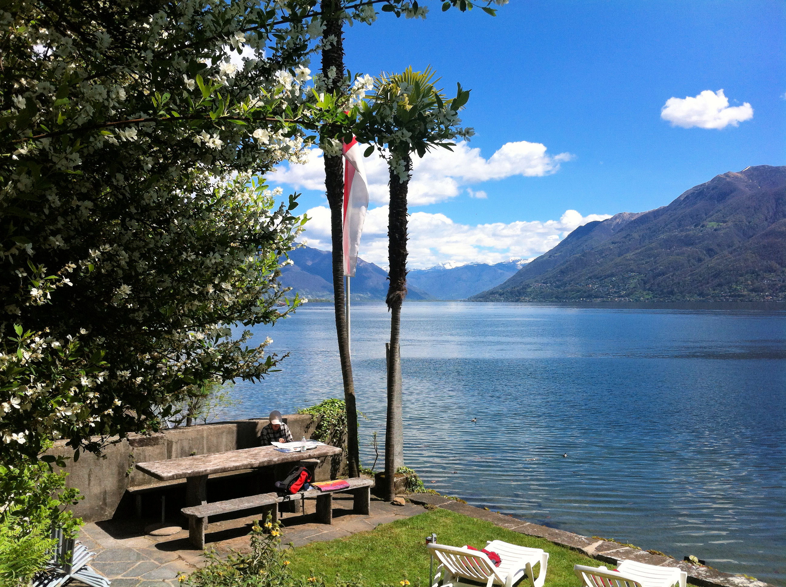 Tavolo di pietra Tavolo di pietra