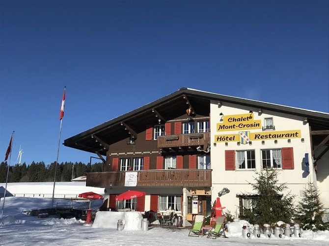 Hotel-Restaurant Chalet Mont-Crosin – image