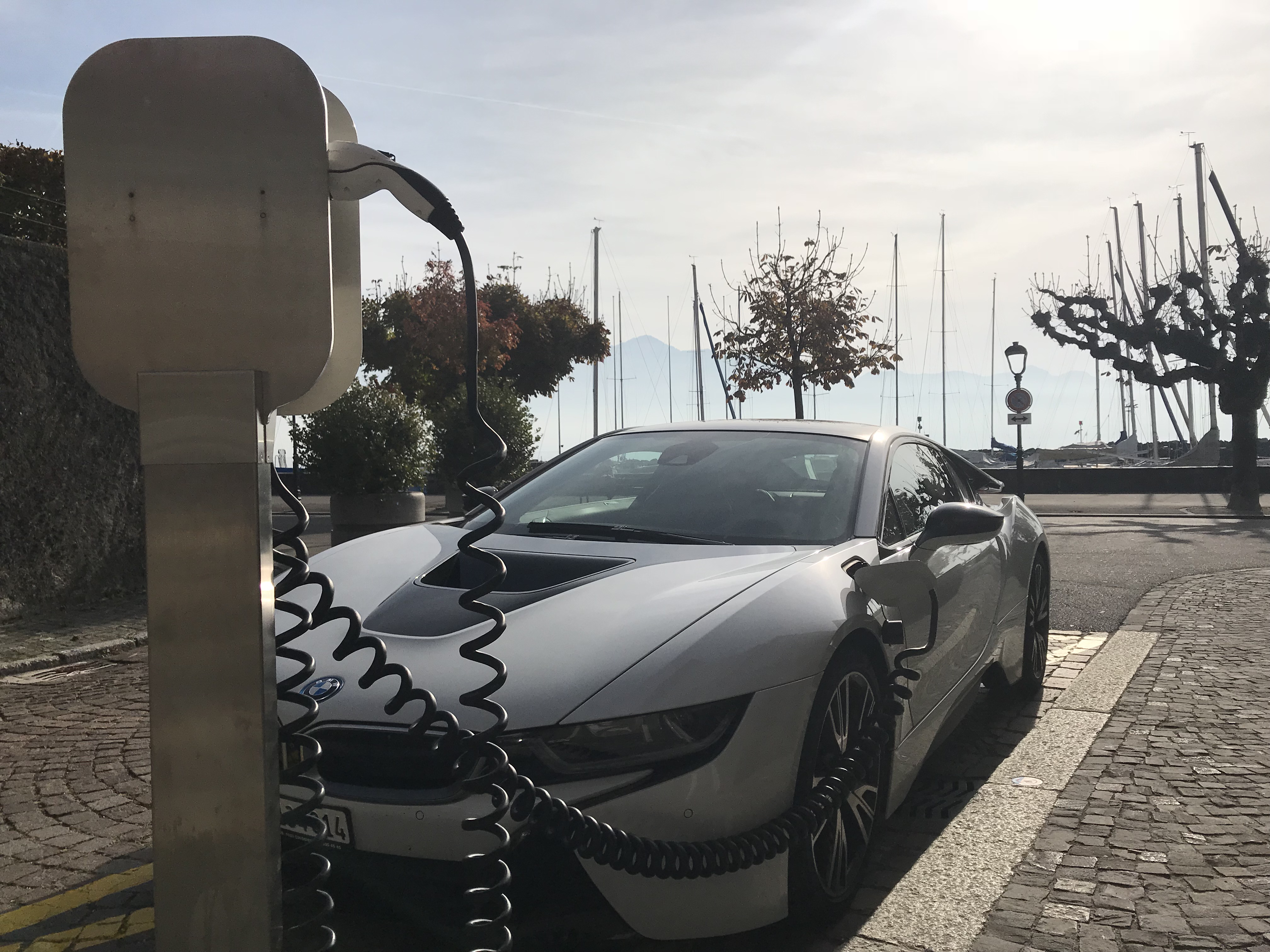 Borne de recharge pour voiture électrique Borne de recharge pour voiture électrique