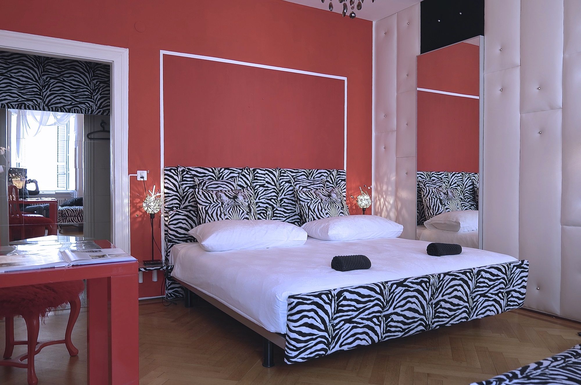 Caffè dell'Arte Boutique Rooms – image