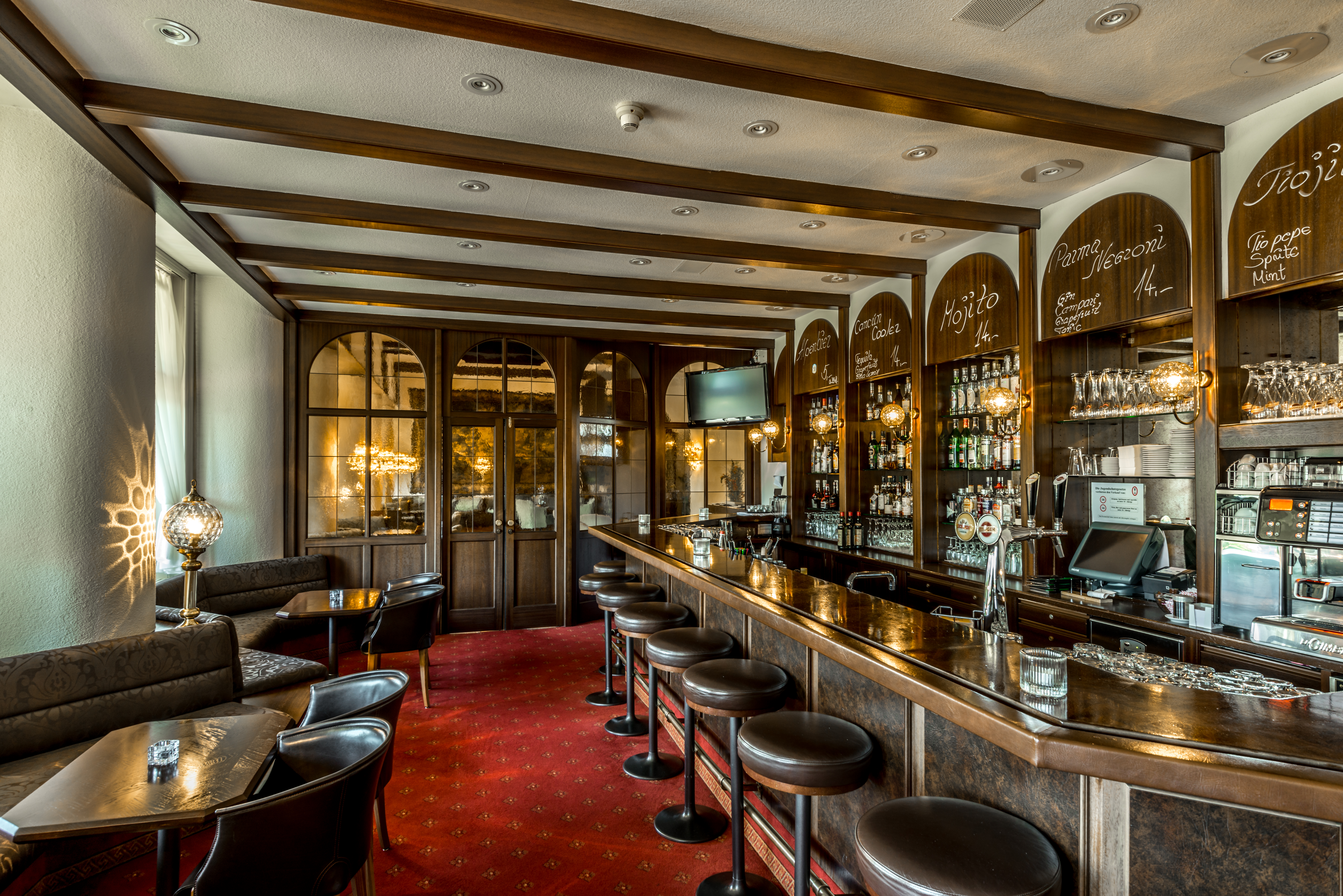 Grand Hotel Europe- BAR Grand Hotel Europe- BAR