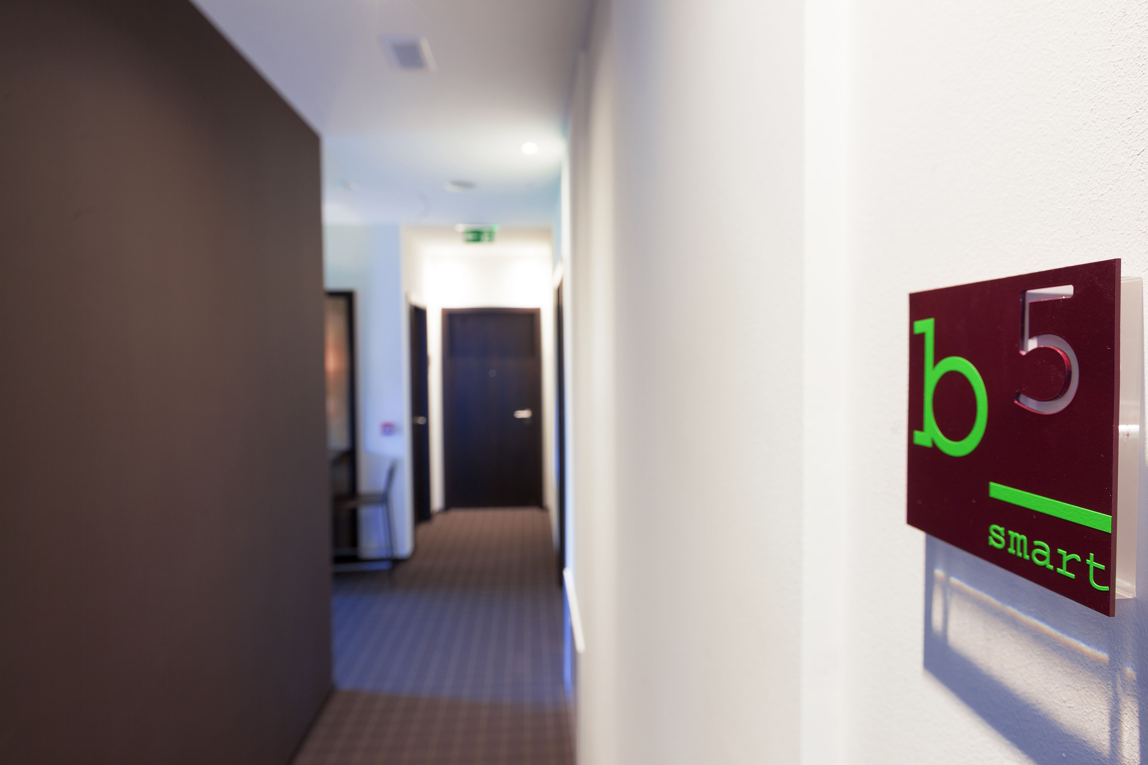 b_smart motel Sevelen – Bild