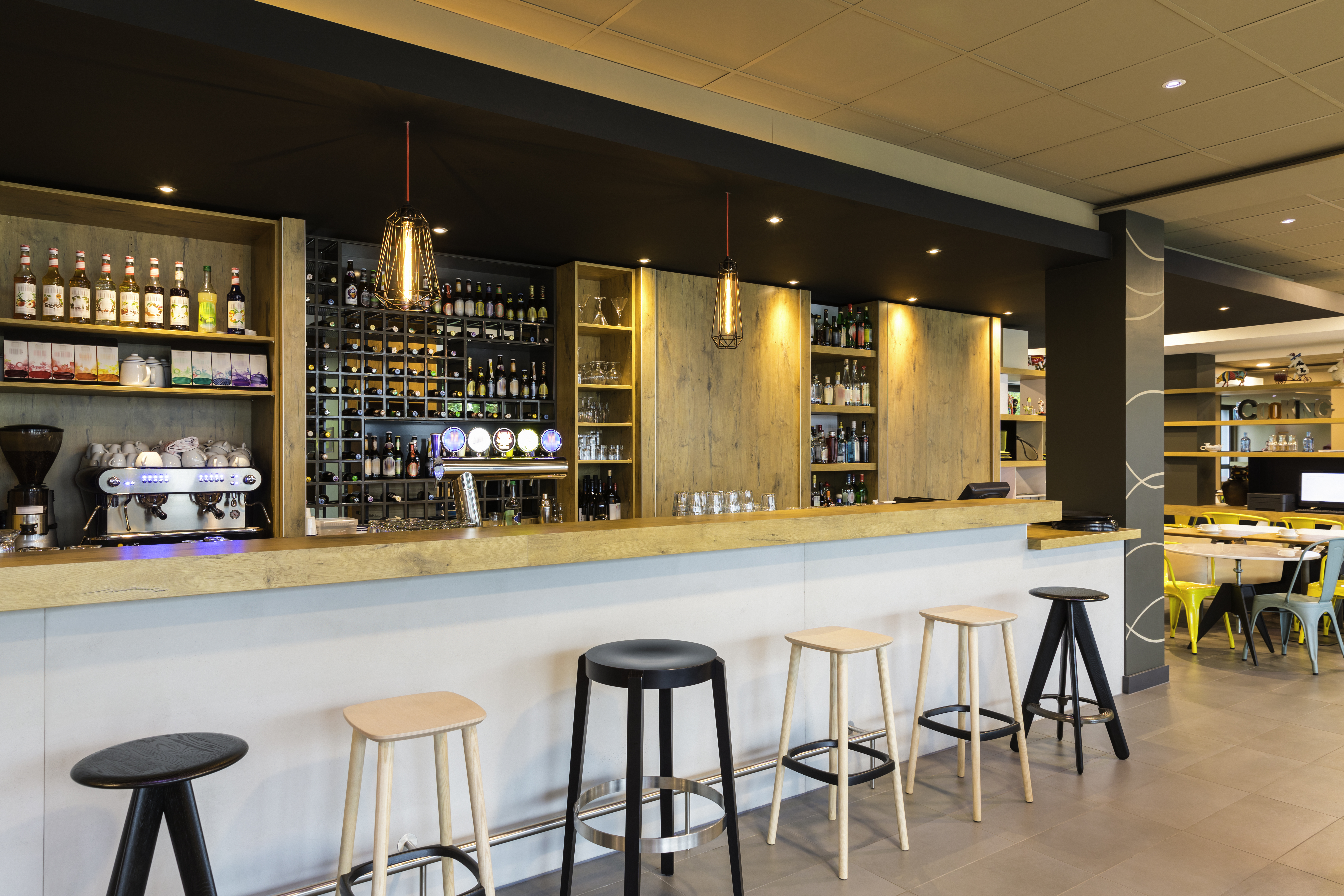 ibis Zurich Messe Airport – image