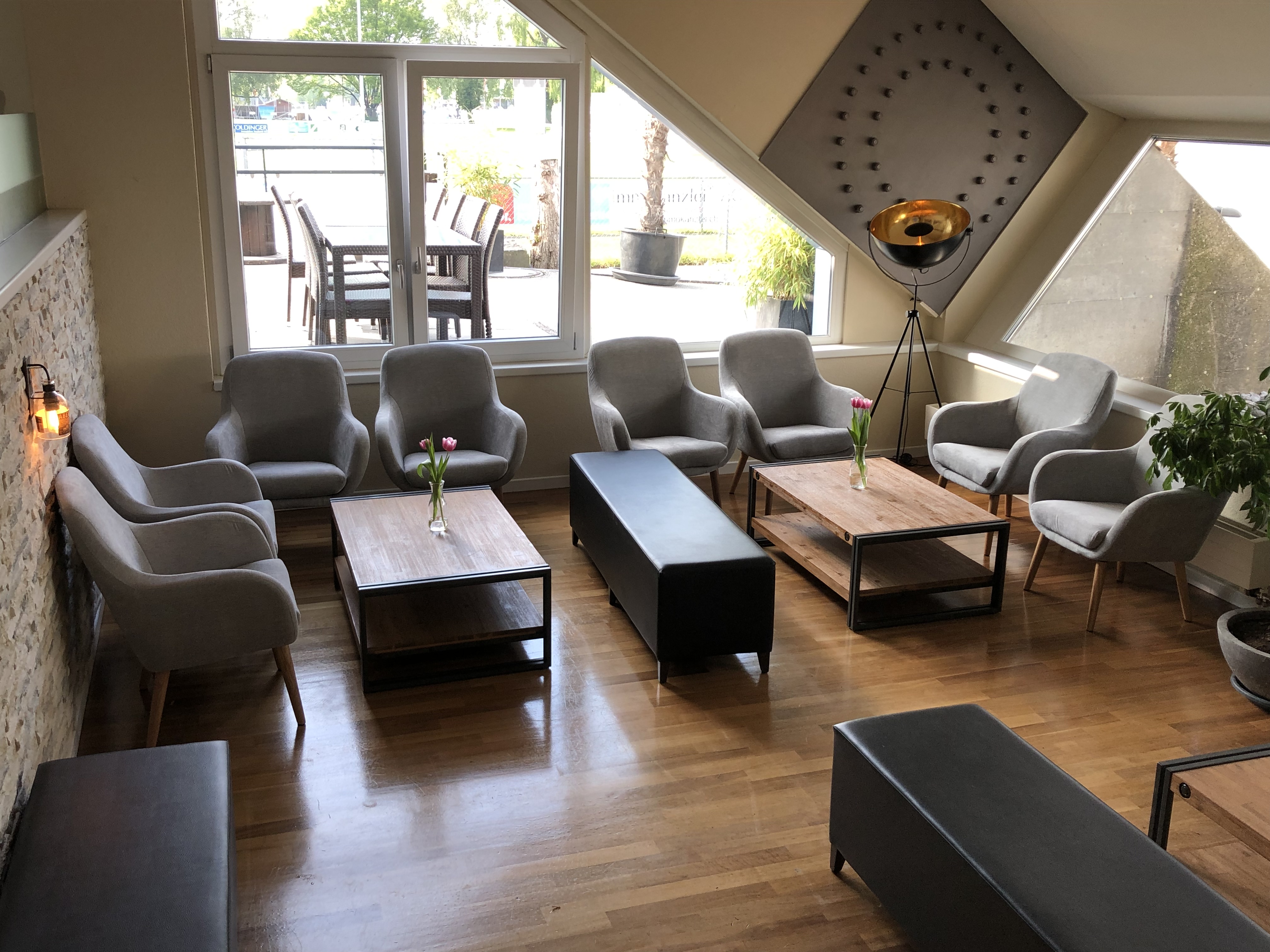 Lounge Lounge