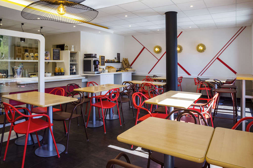 Petit-Dejeuner Petit-Dejeuner