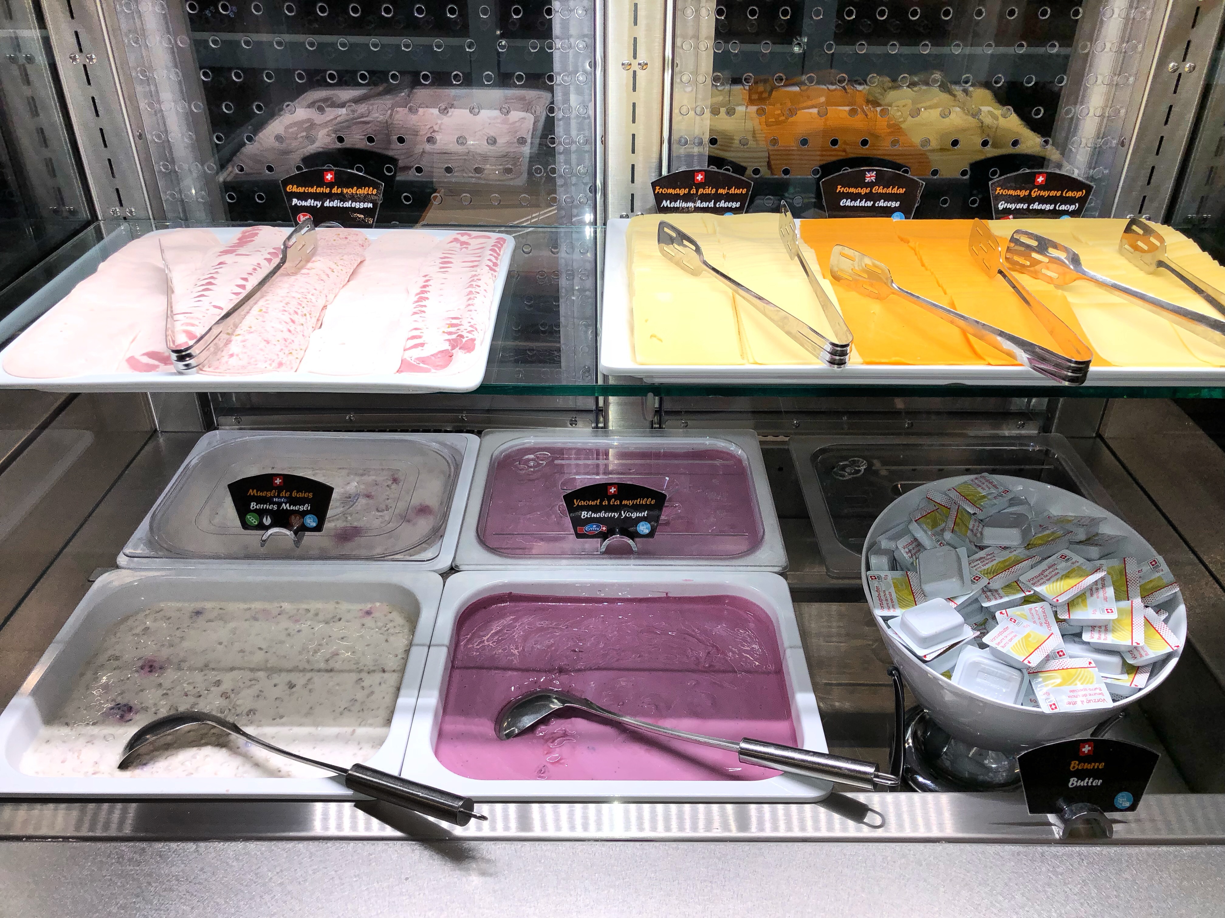 Petit déjeuner Petit déjeuner