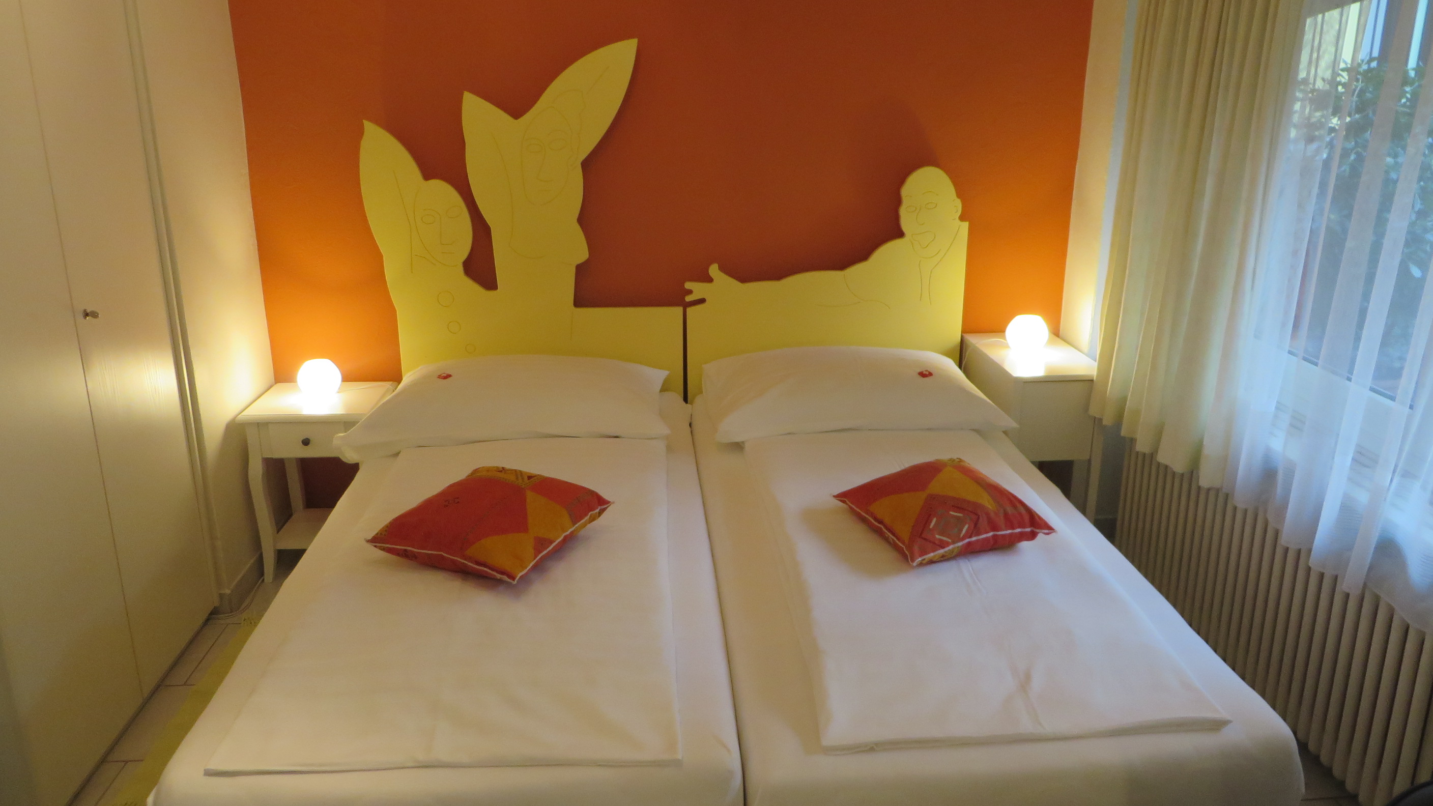 Studio NO 8, bedroom Studio NO 8, bedroom