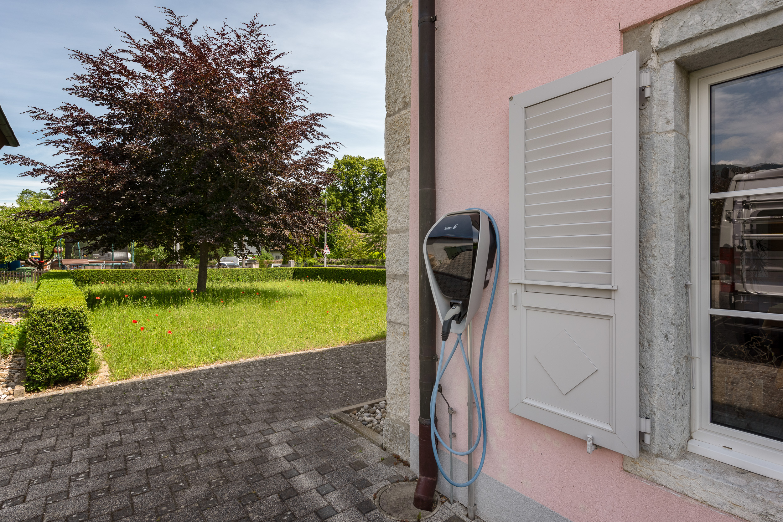 Ladestation für Elek Ladestation für Elek