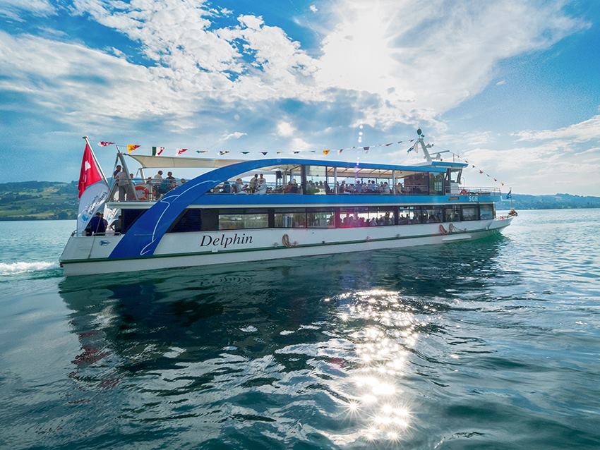 Schifffahrt am Hallw Schifffahrt am Hallw