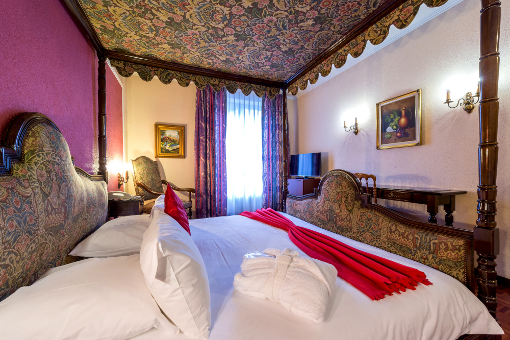 Hôtel Diplomate – immagine