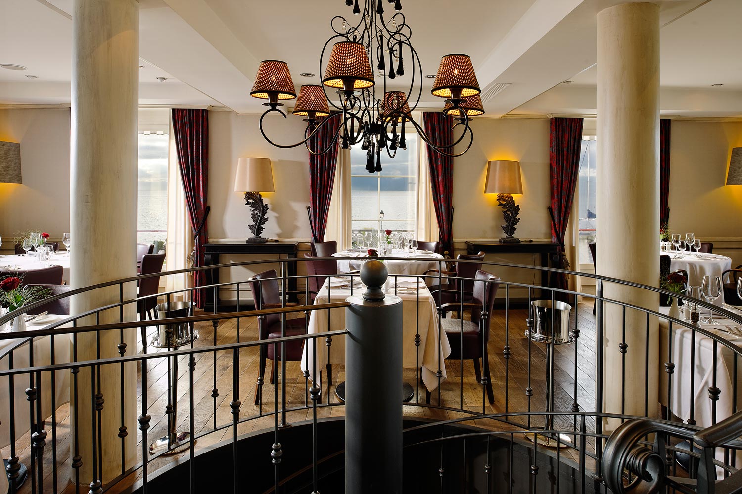 Pavois au 1er étage Pavois au 1er étage