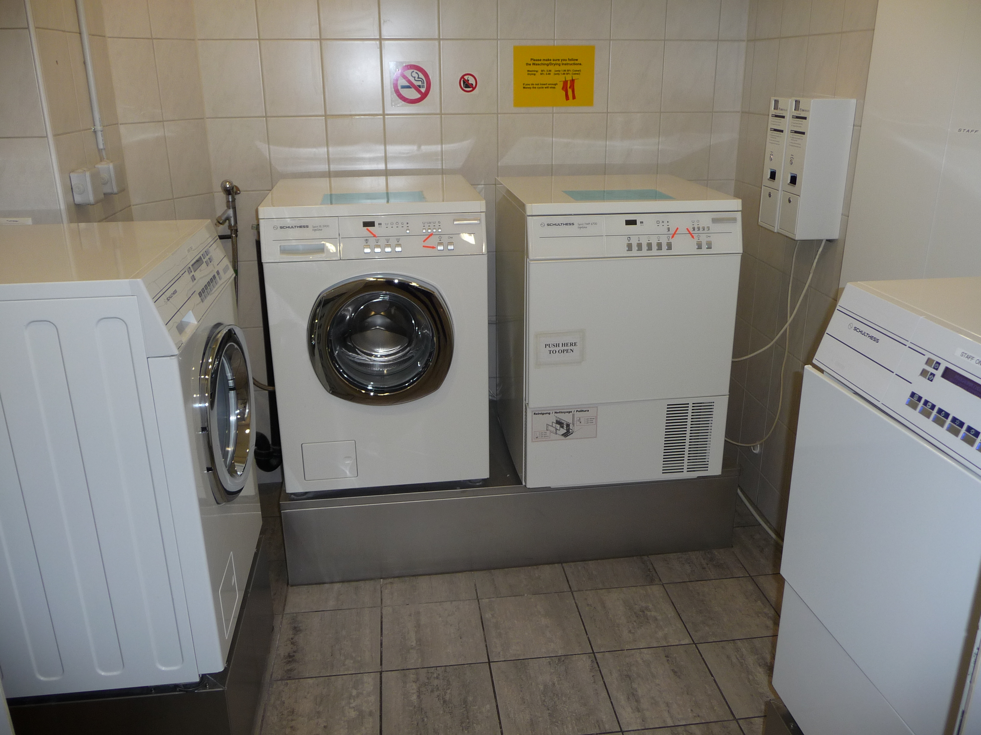 Bern Backpackers Hotel Glocke – image