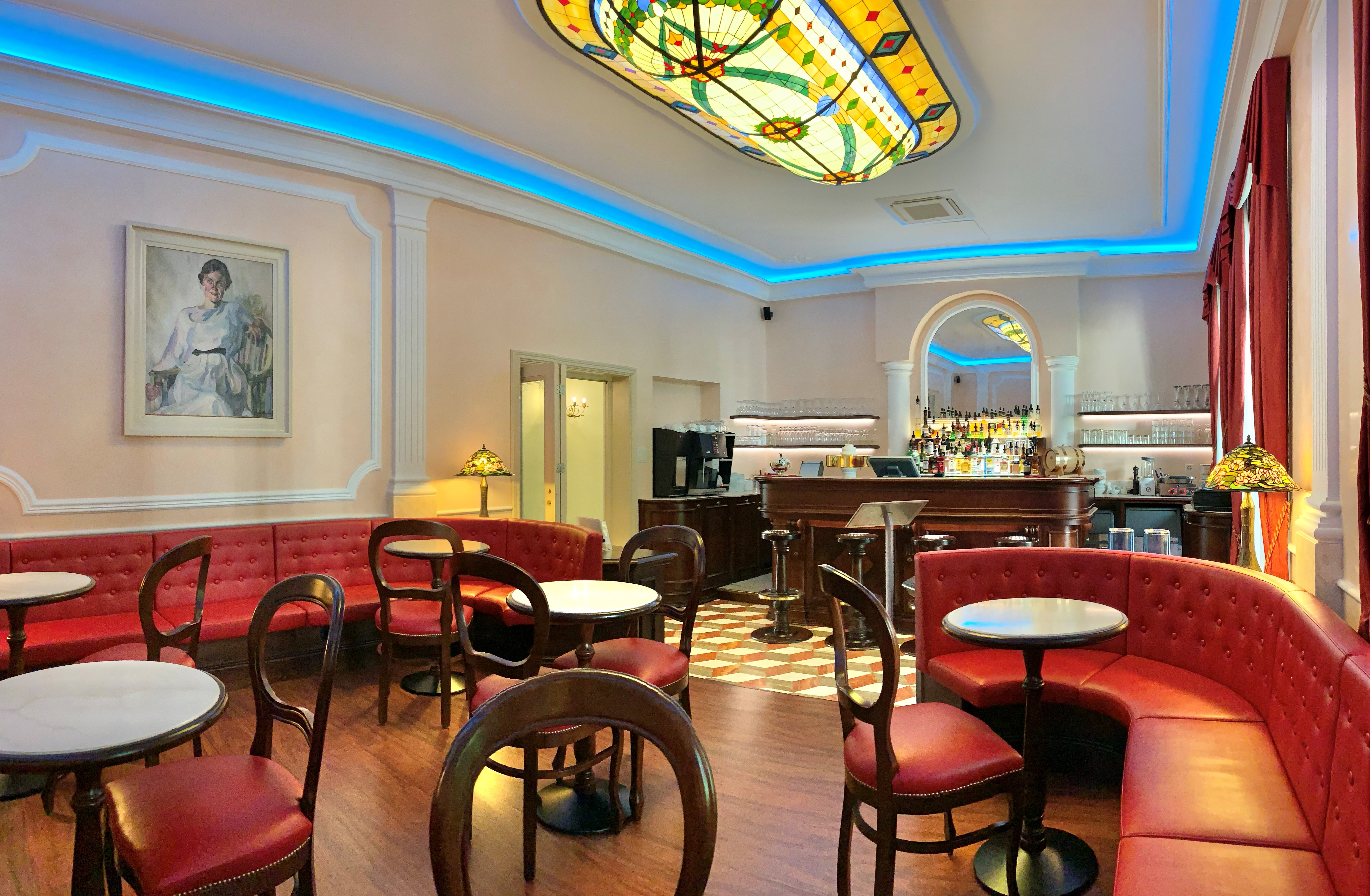 CONTINENTAL PARKHOTE CONTINENTAL PARKHOTE