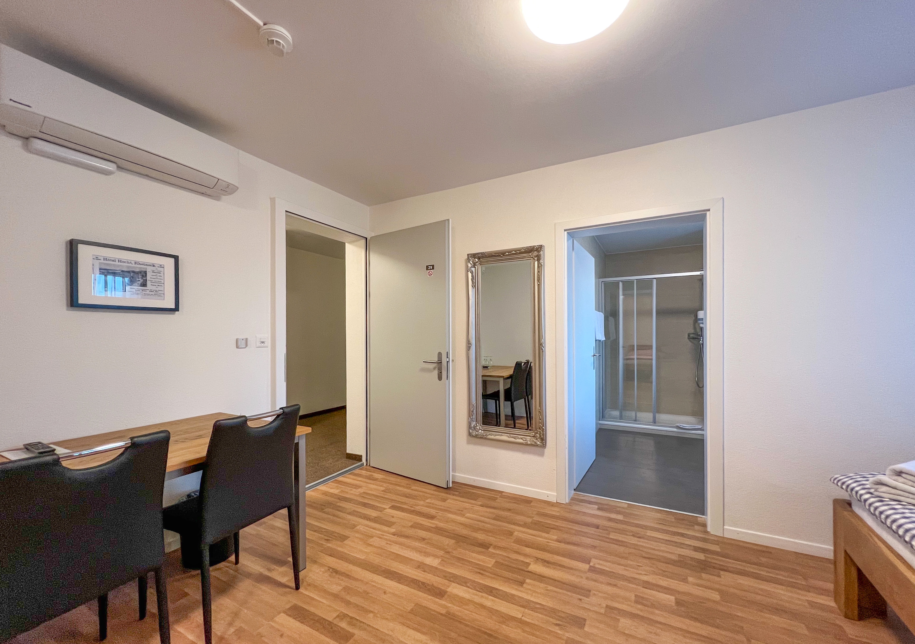 3-bed room 3-bed room