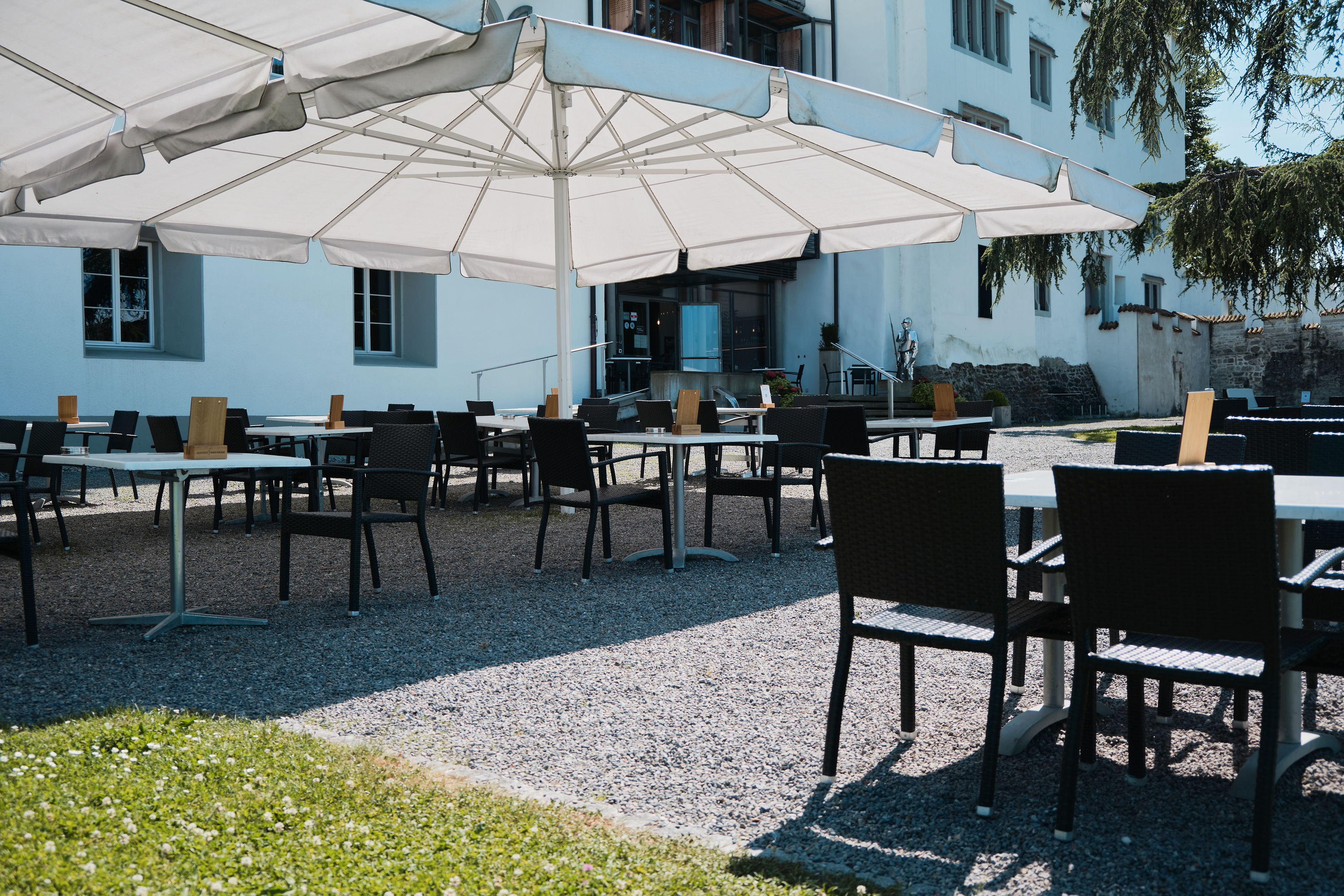 Schlossterrassee Som Schlossterrassee Som