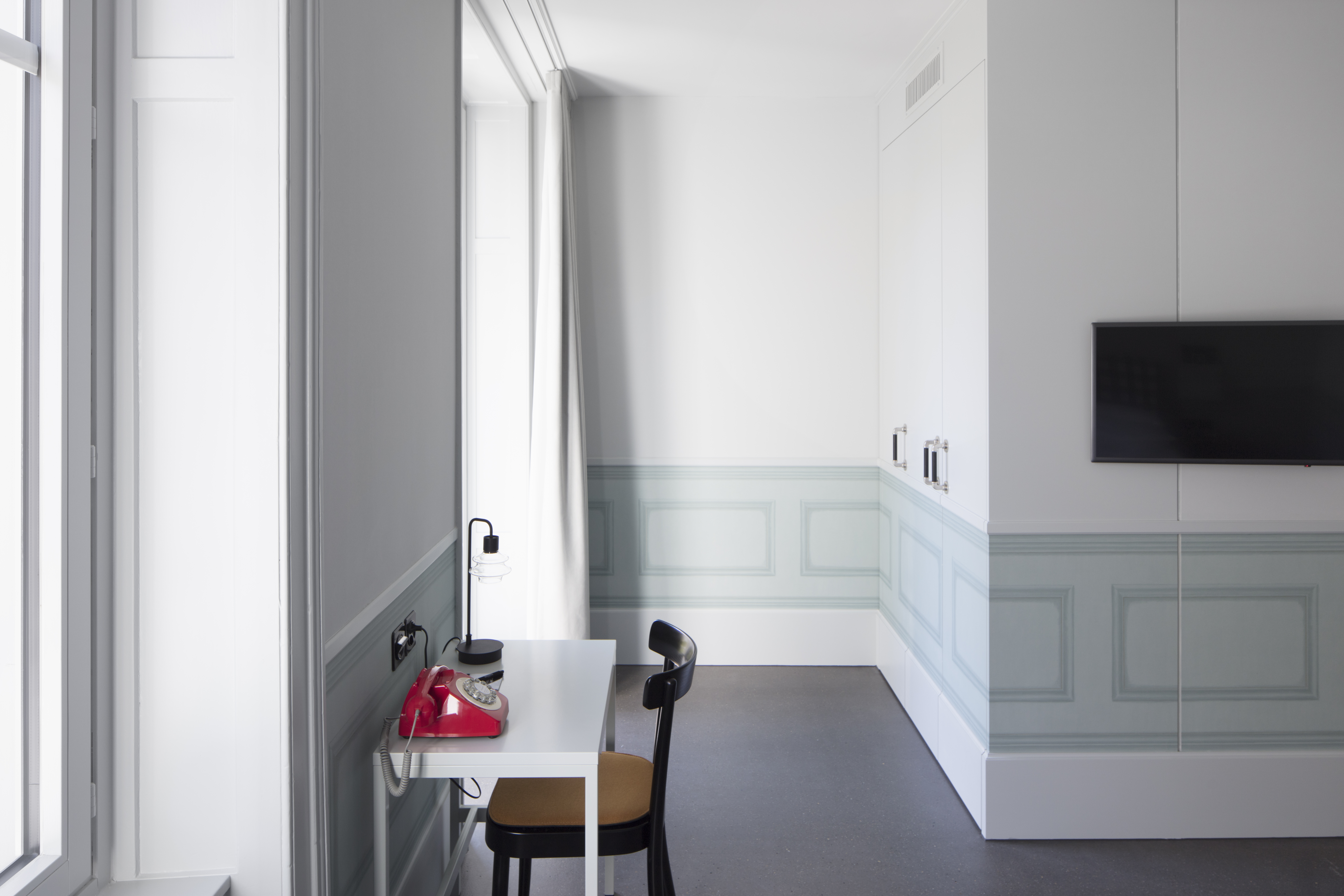 Large Room Large Room