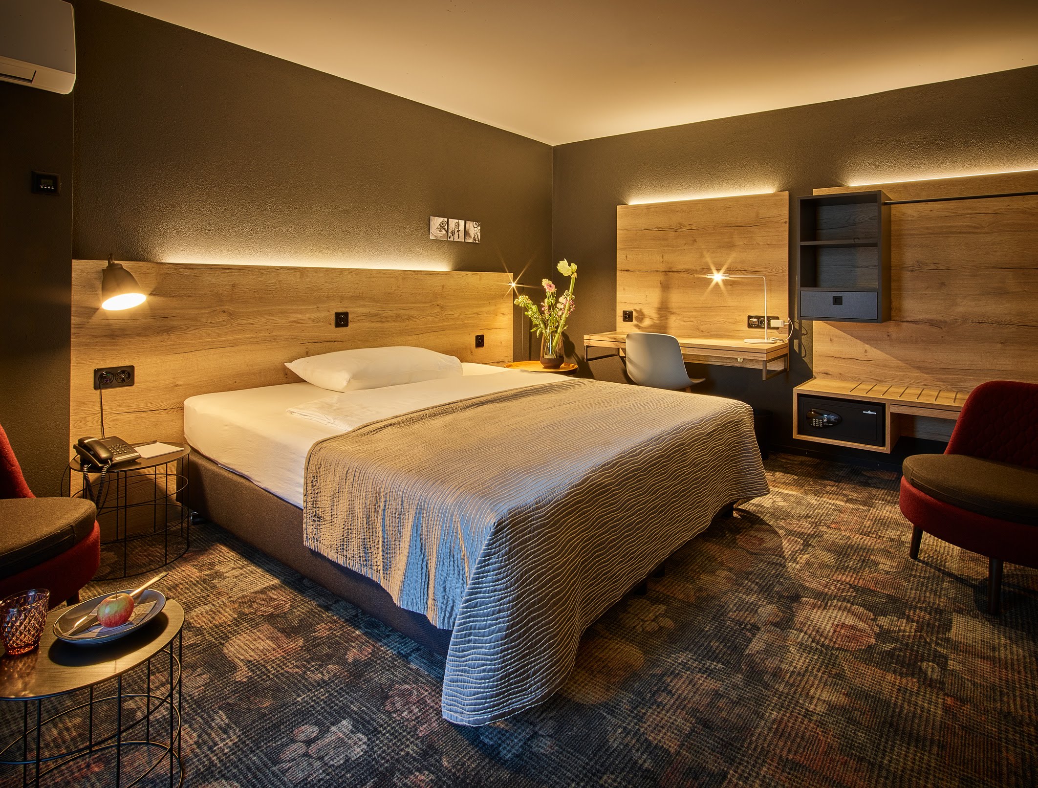 Baxter Hotel – image