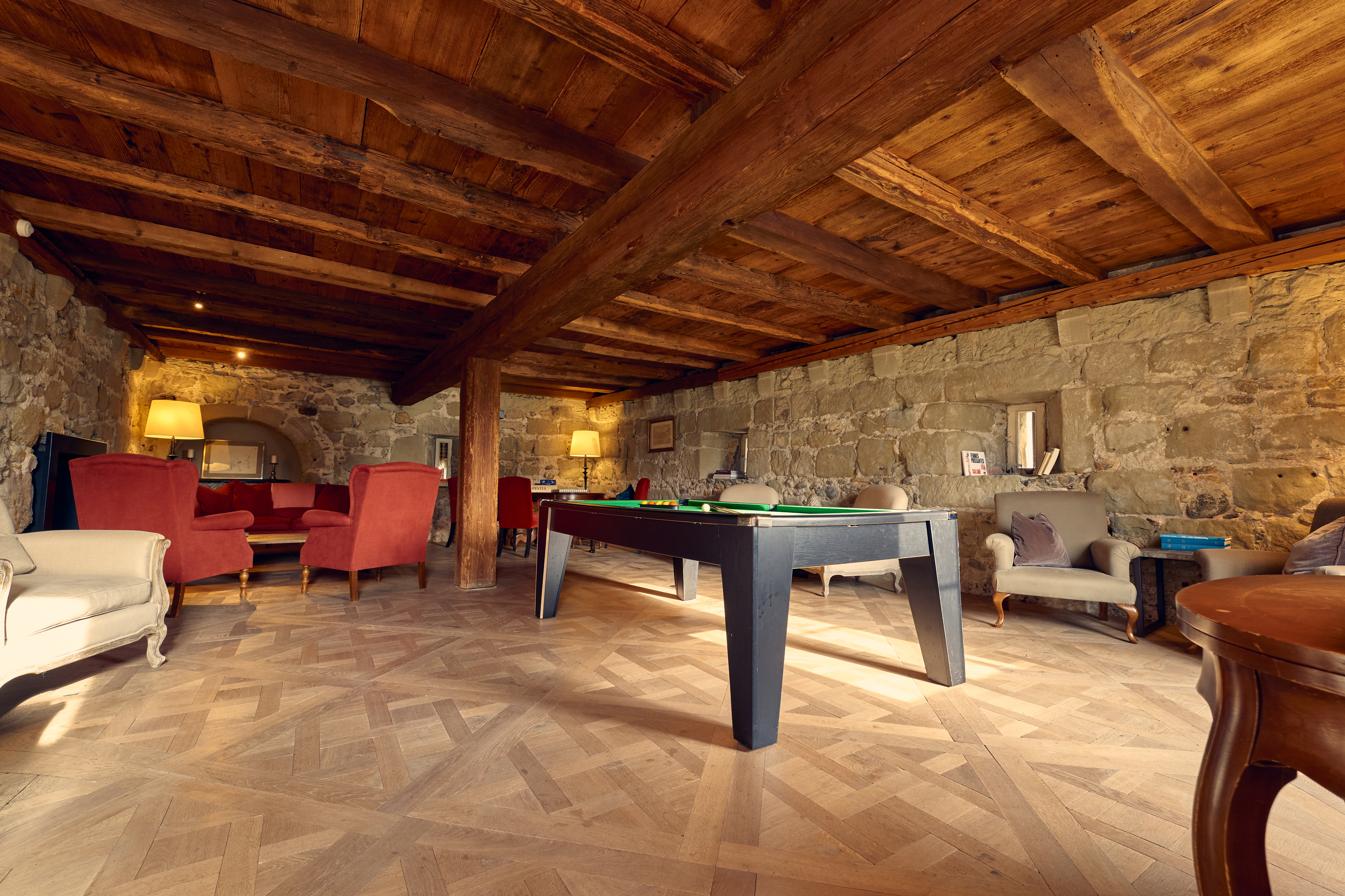 Salon & bar Salon & bar