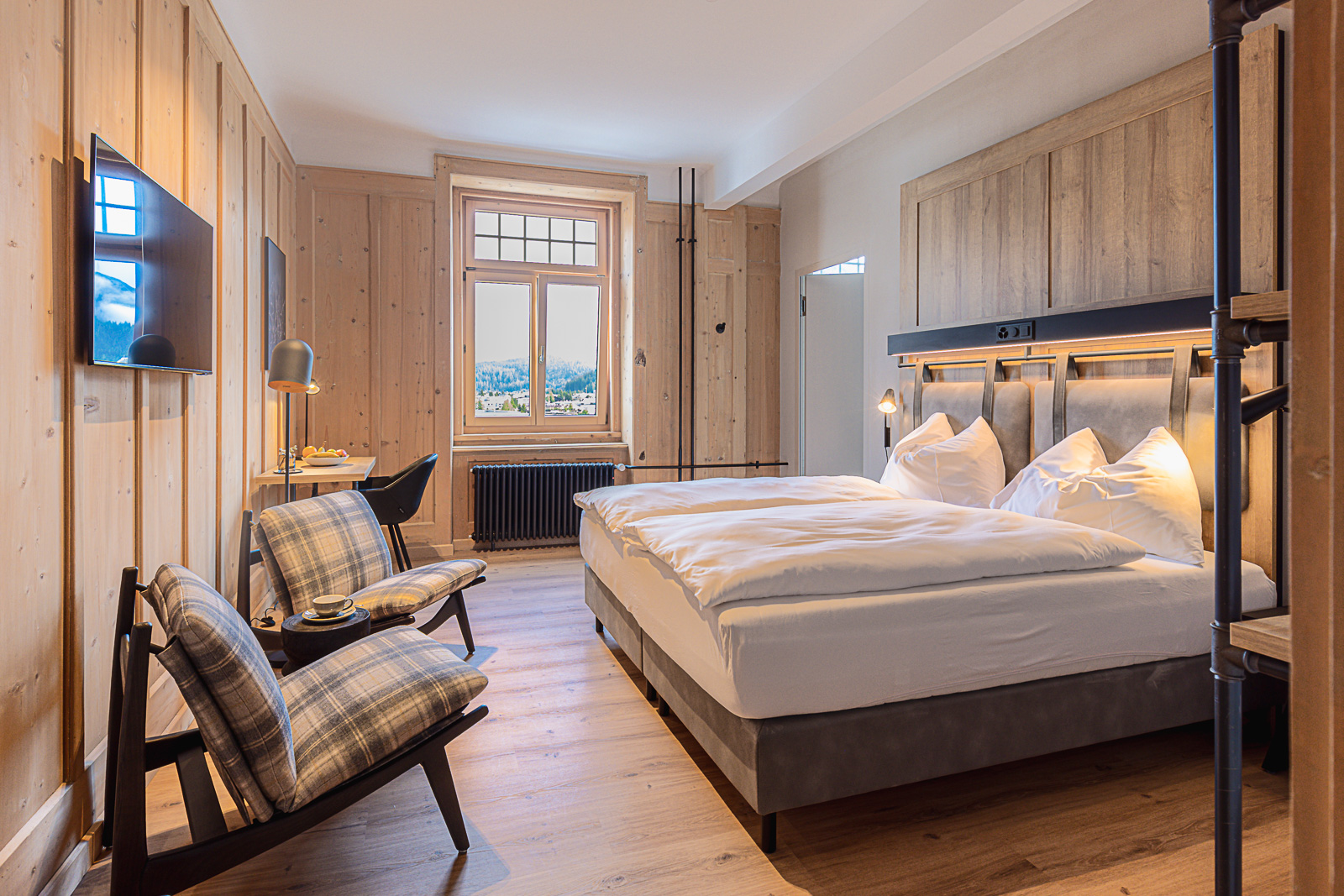 ALPINE Doppelzimmer ALPINE Doppelzimmer