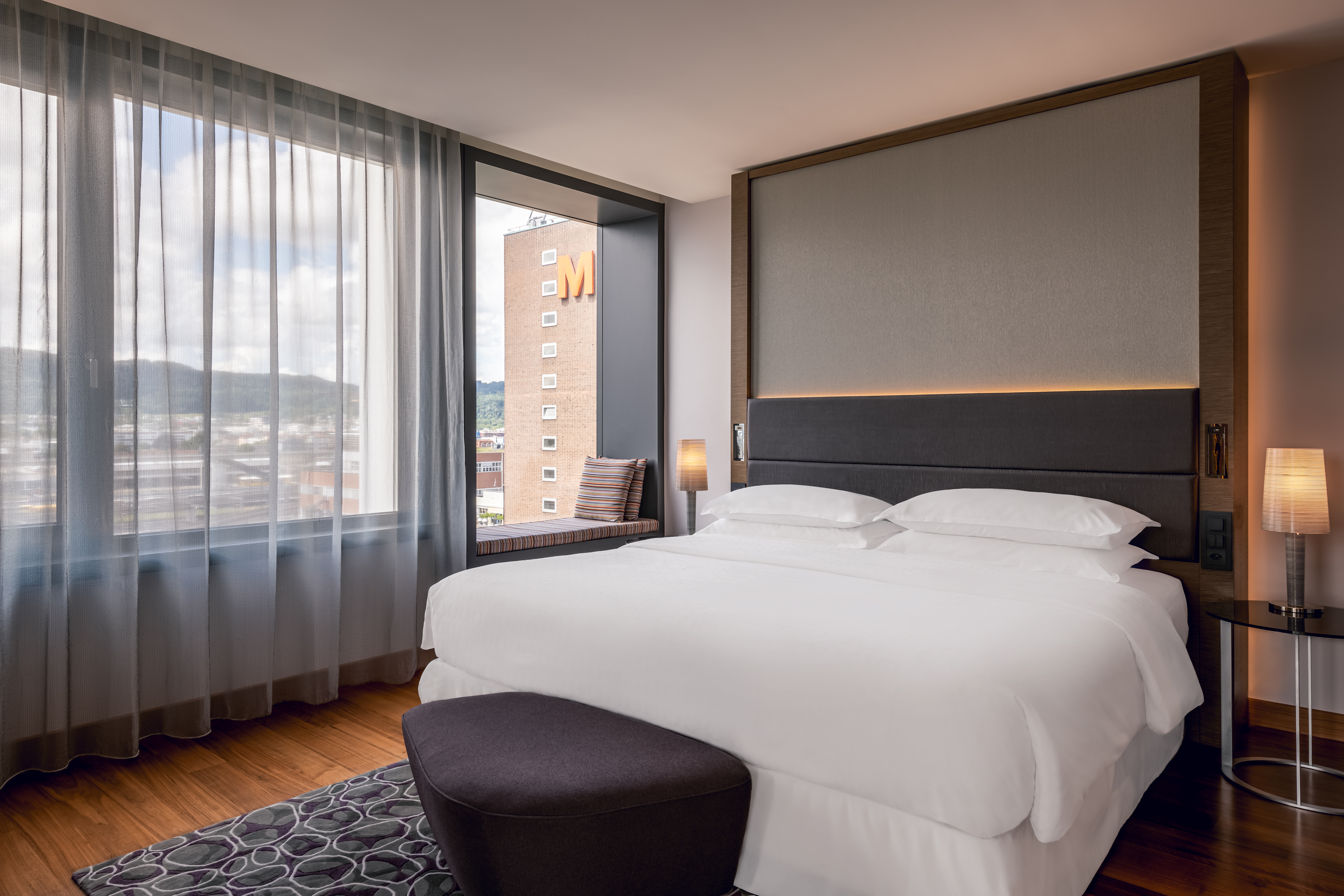 Executive Suite Executive Suite