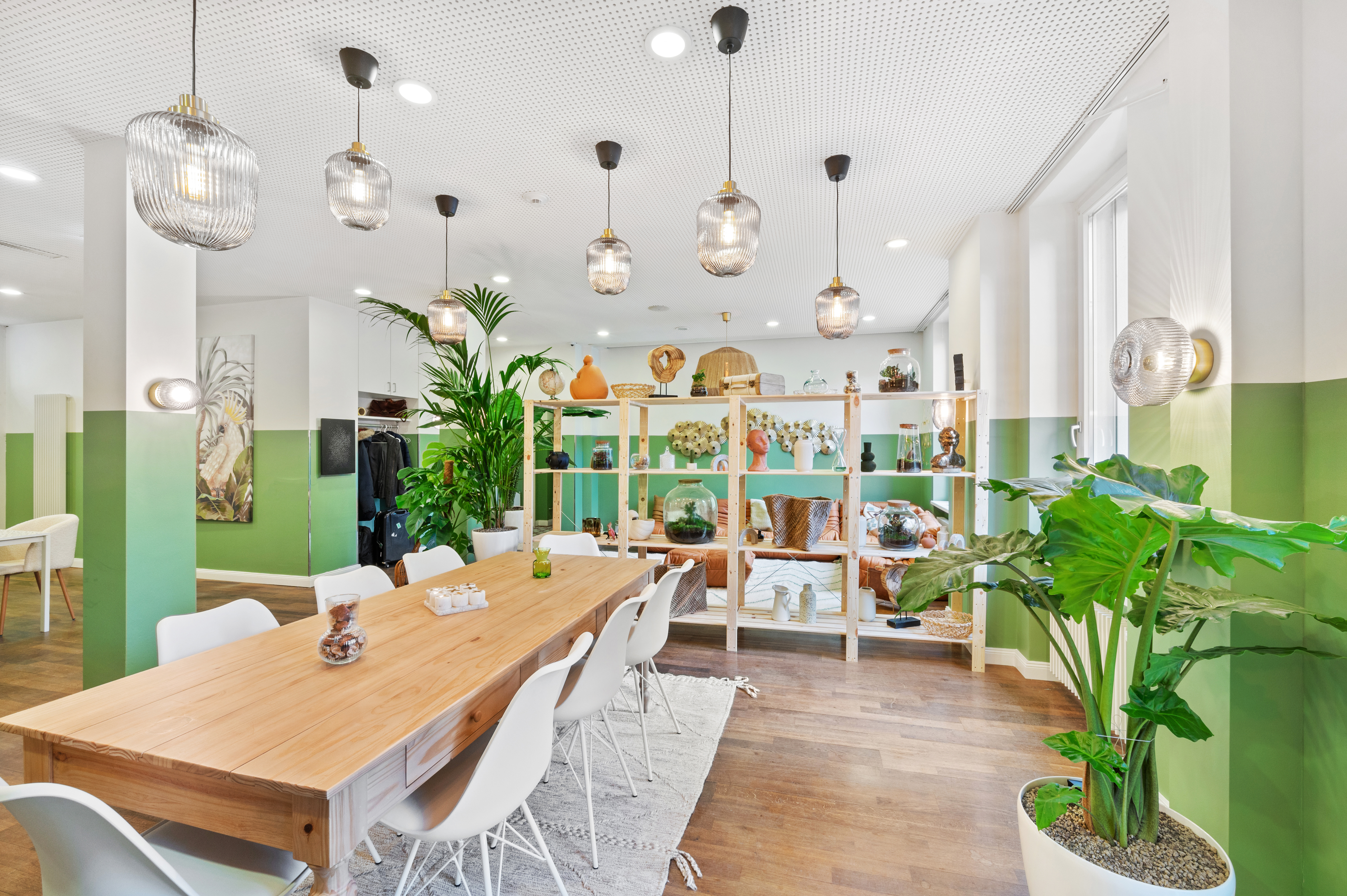 Living Room & Co-wor Living Room & Co-wor