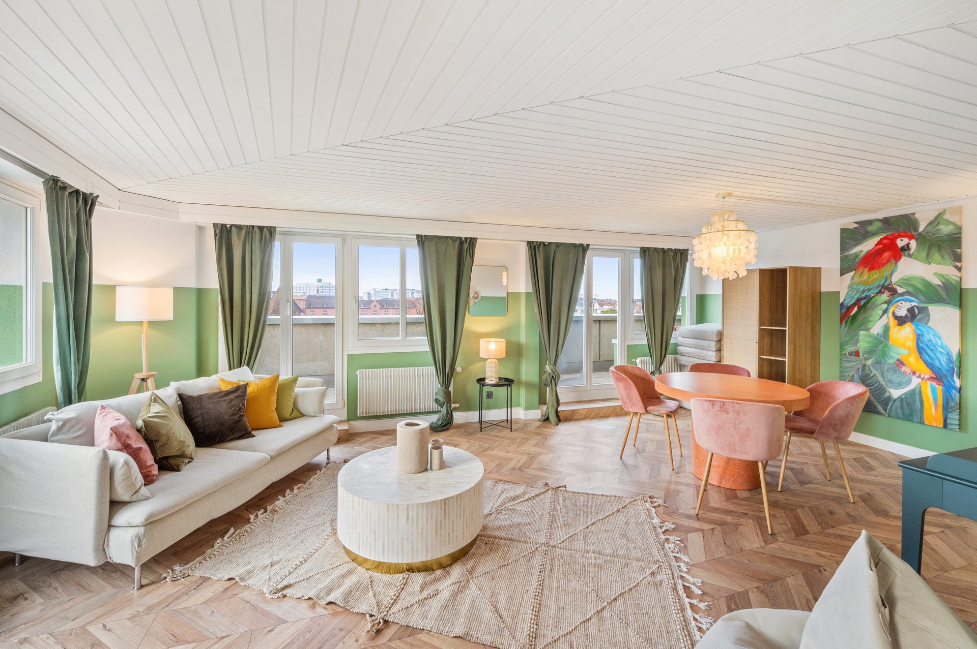 Penthouse mit Weitbl Penthouse mit Weitbl