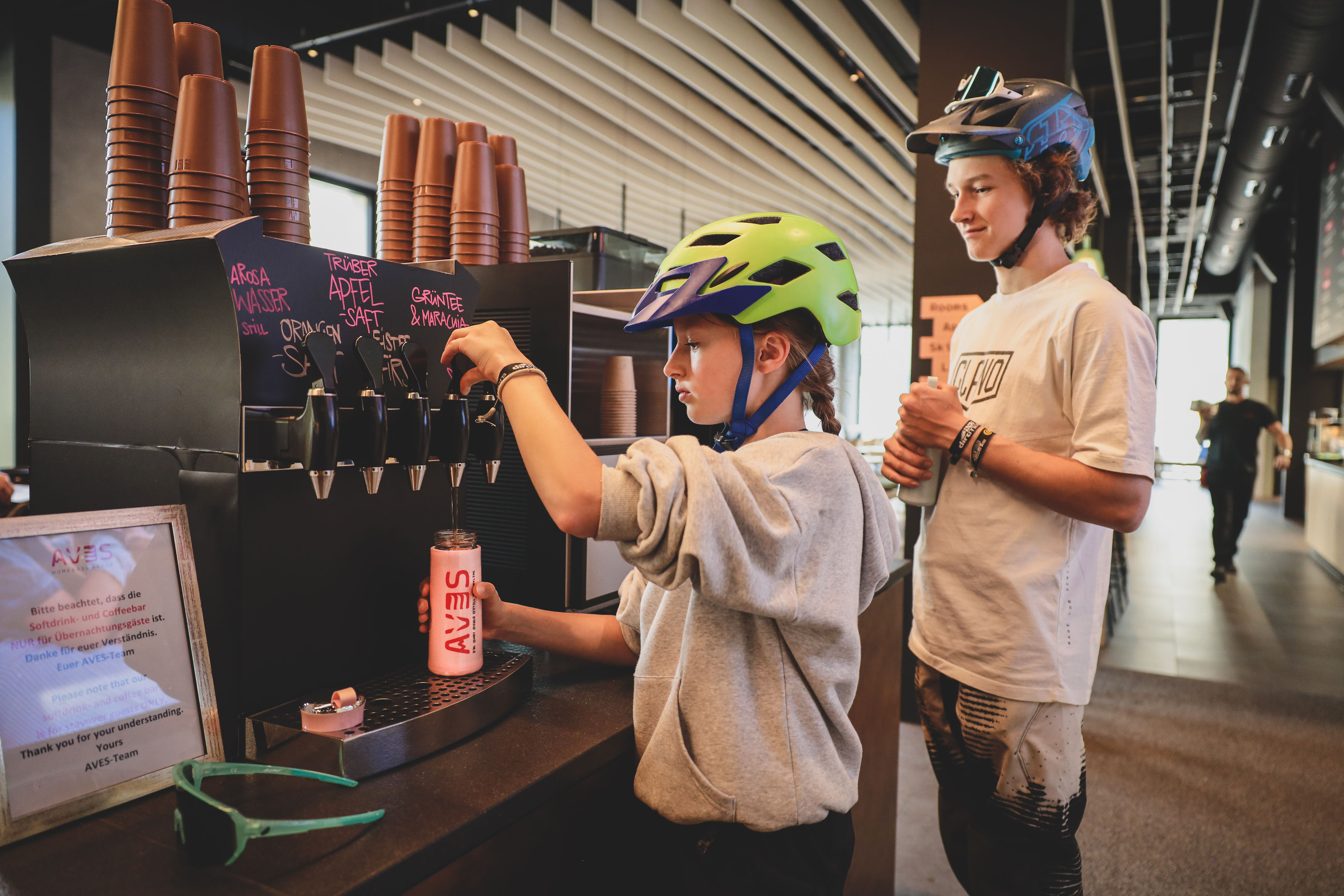 Free drinks Free drinks