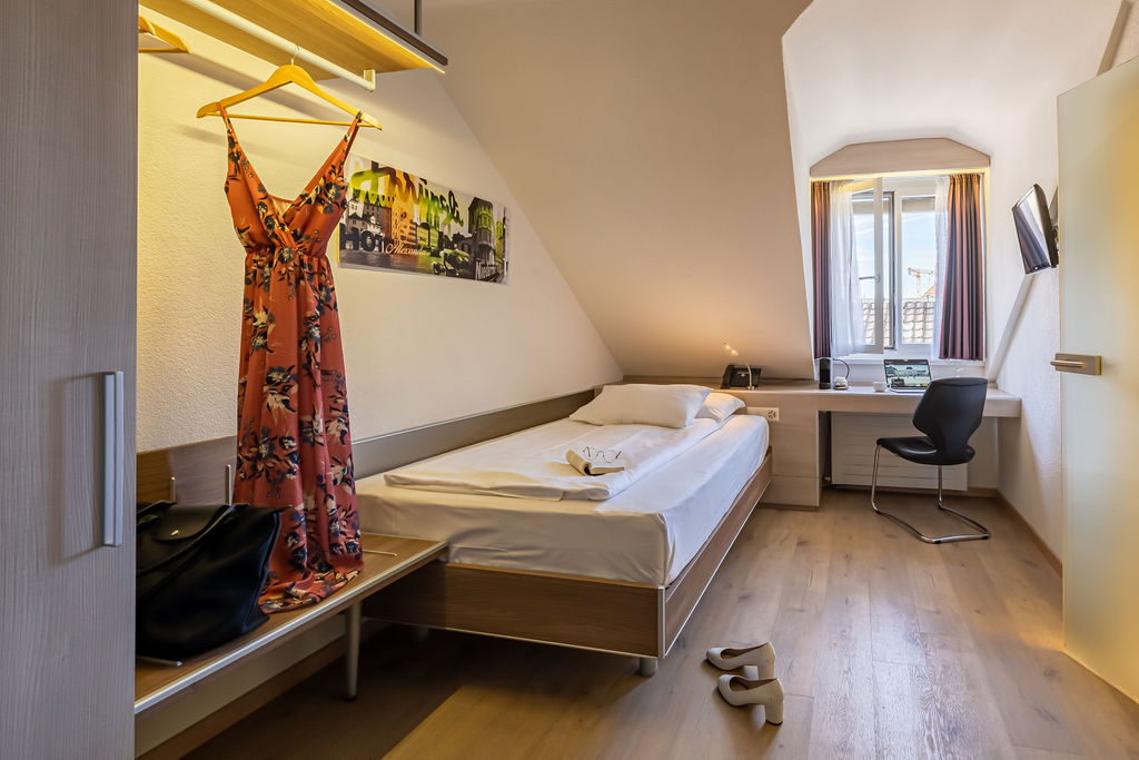 Einzelzimmer Einzelzimmer