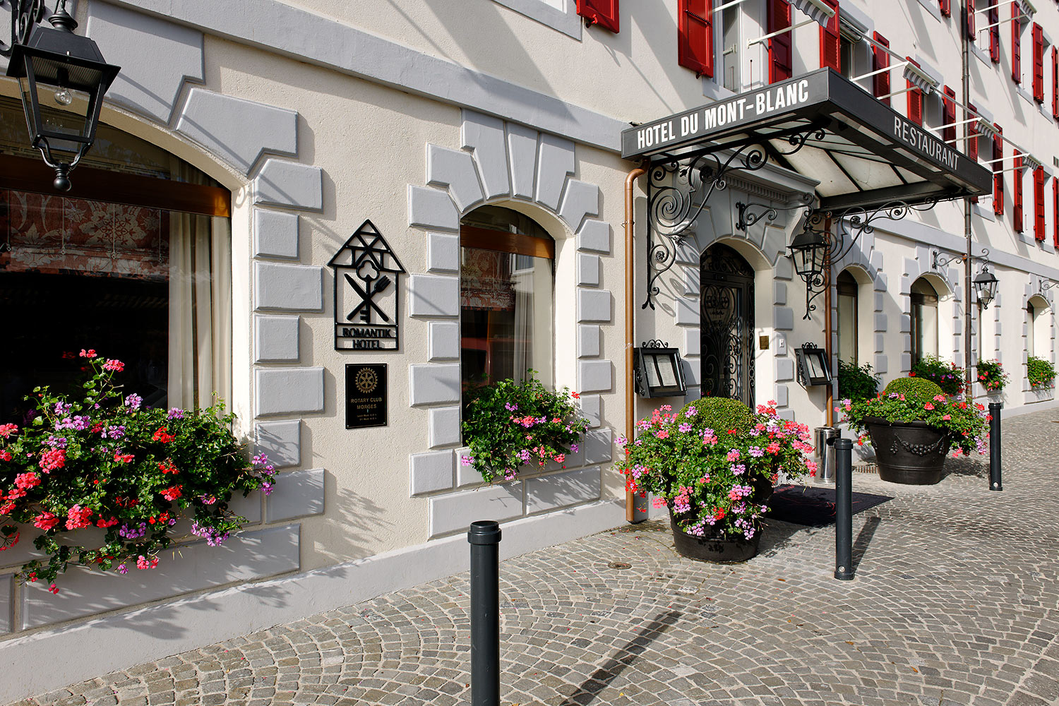 Eingang zum Hotel Eingang zum Hotel