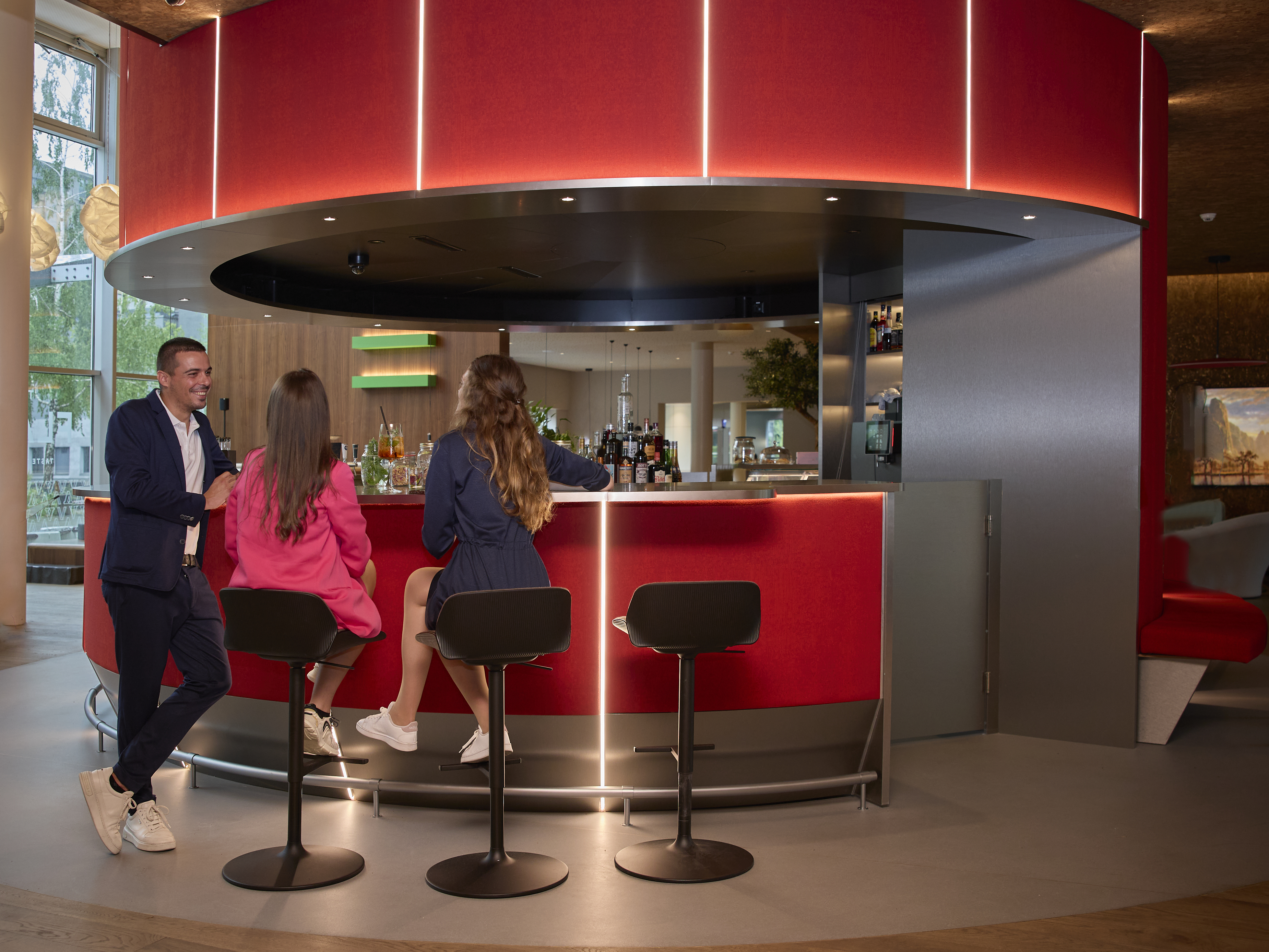 Novotel Zürich City West – Bild