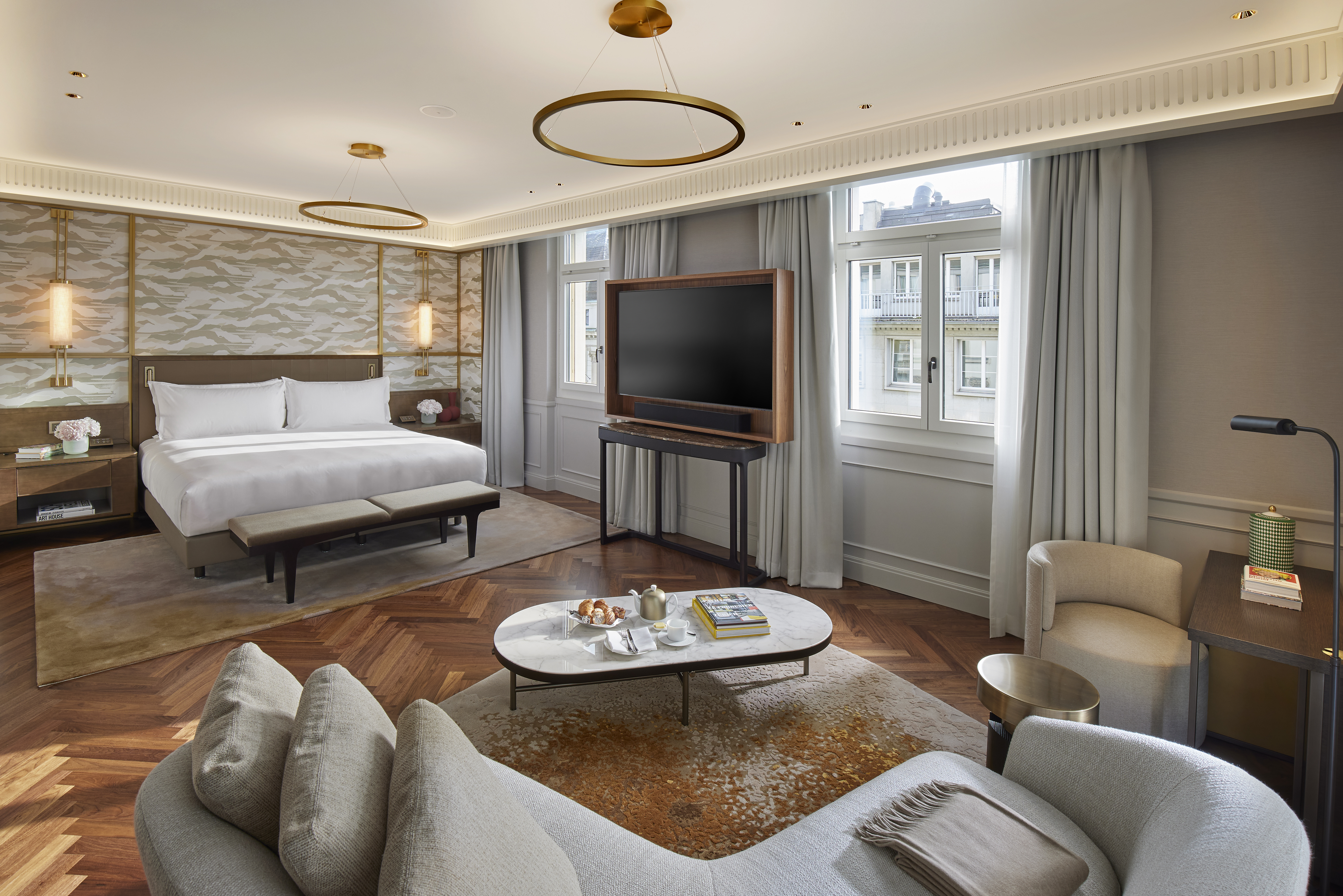 Presidential Suite - Presidential Suite -