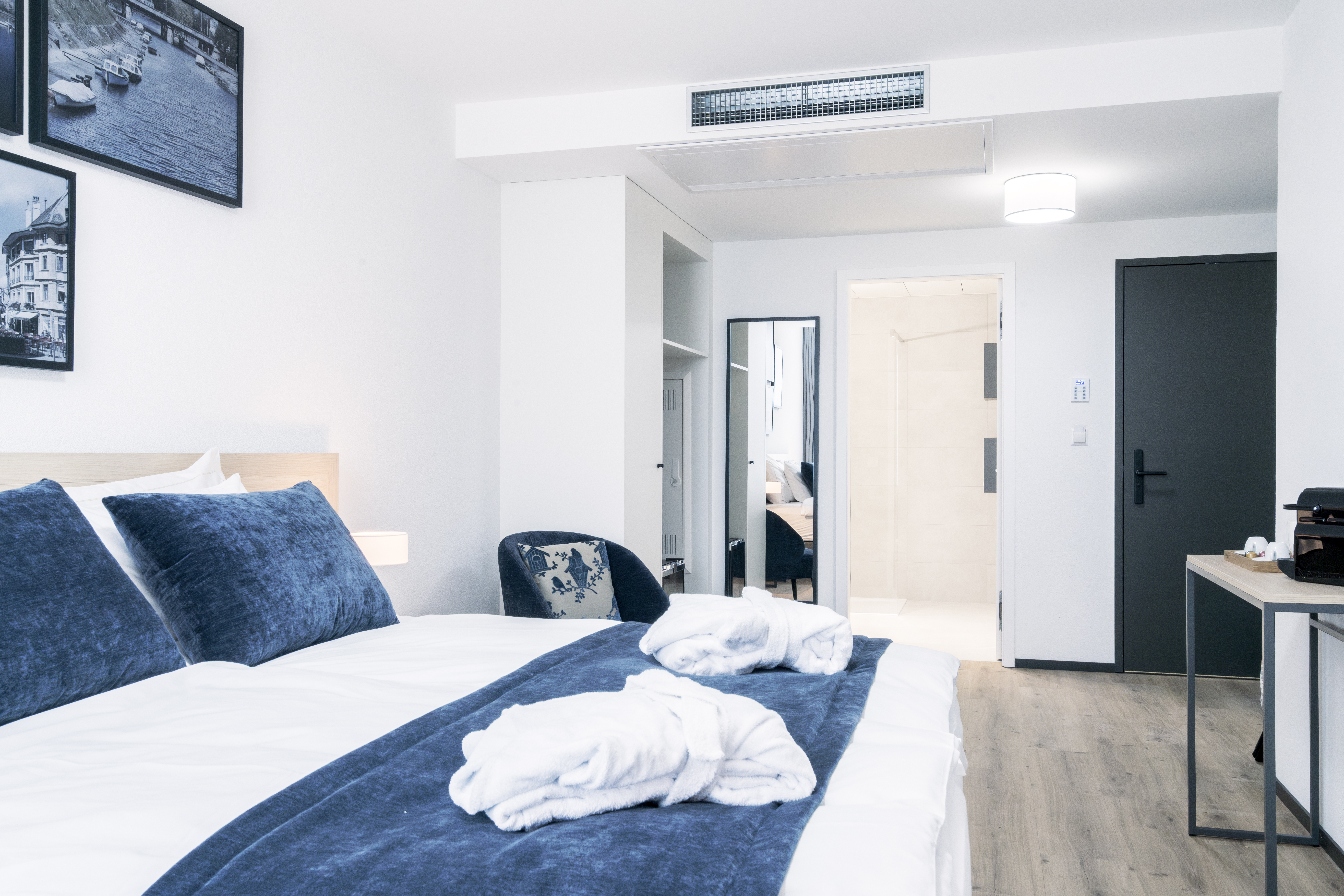 Yparc Hôtel – image