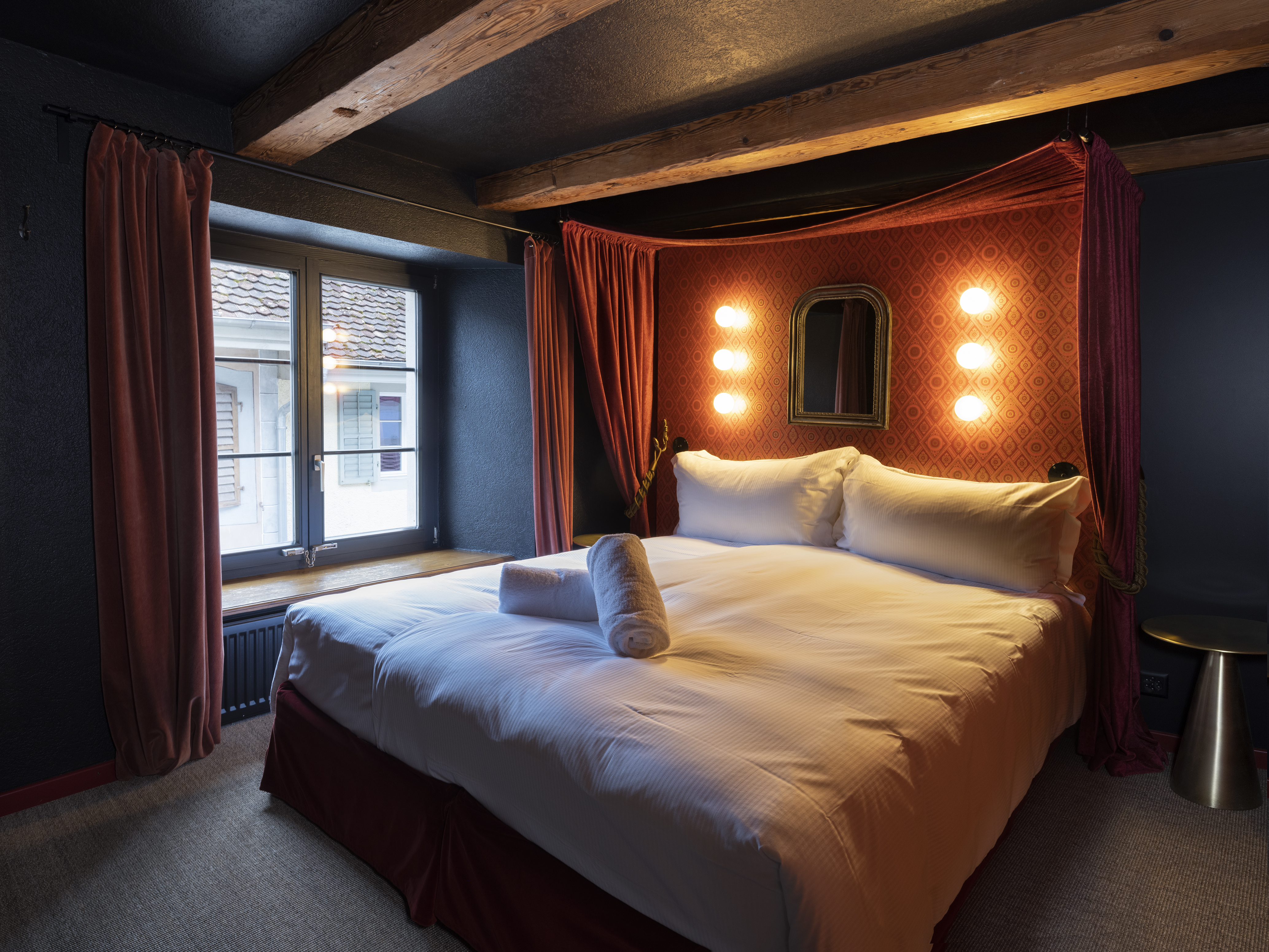 Peanut Medieval Lodge – image